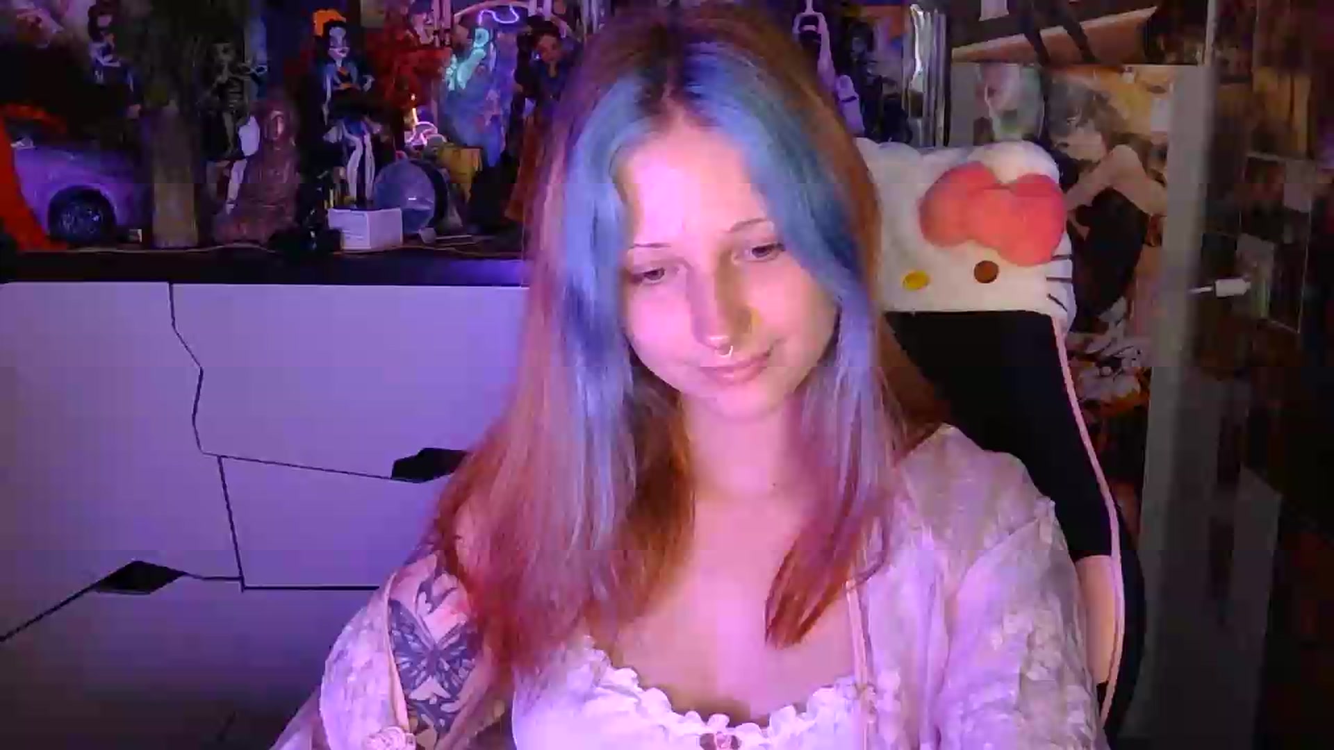 Gallery image thumbnail from VladaMoon's myfreecams stream on, 08/18/2026, 18:20 image 6 of 20