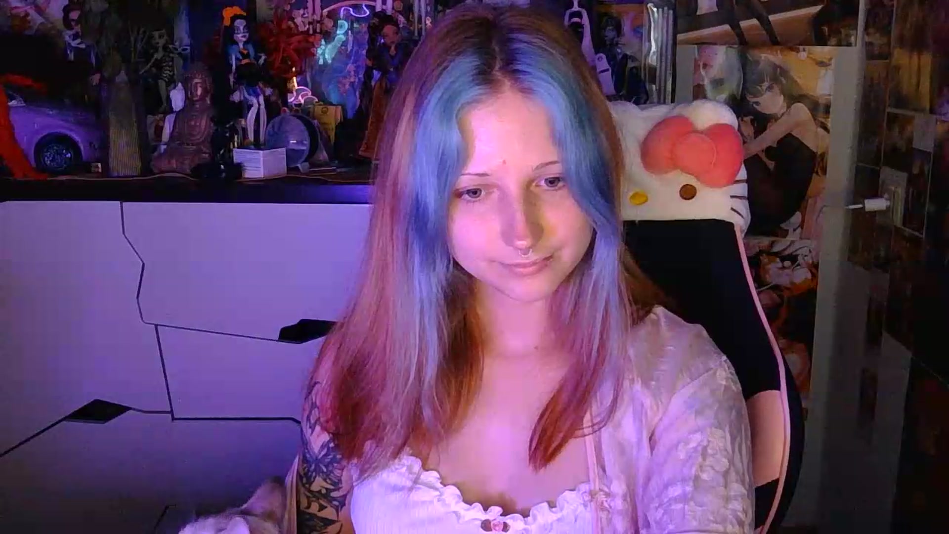 Gallery image thumbnail from VladaMoon's myfreecams stream on, 08/18/2026, 18:20 image 7 of 20