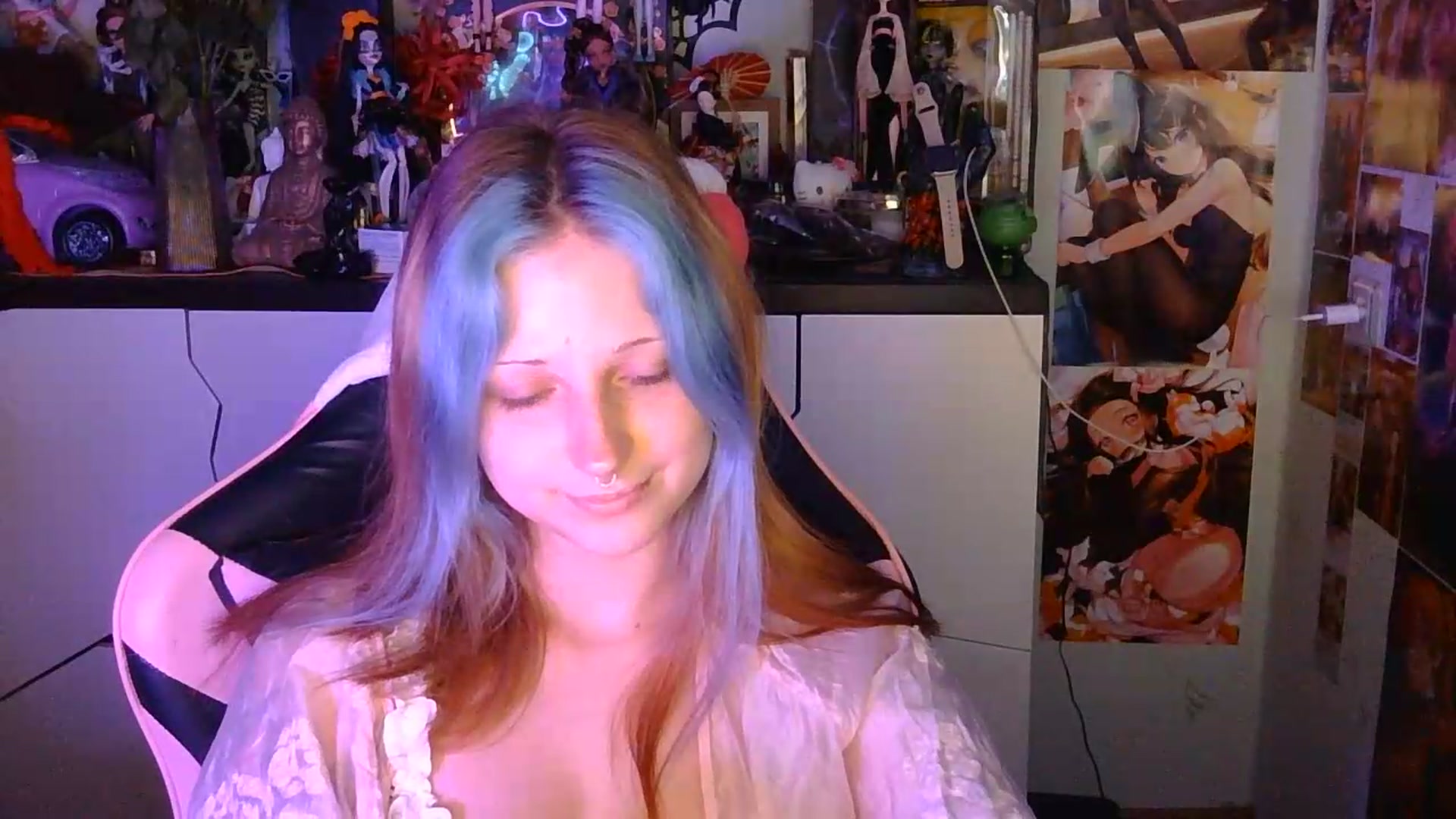 Gallery image thumbnail from VladaMoon's myfreecams stream on, 08/18/2026, 18:20 image 4 of 20