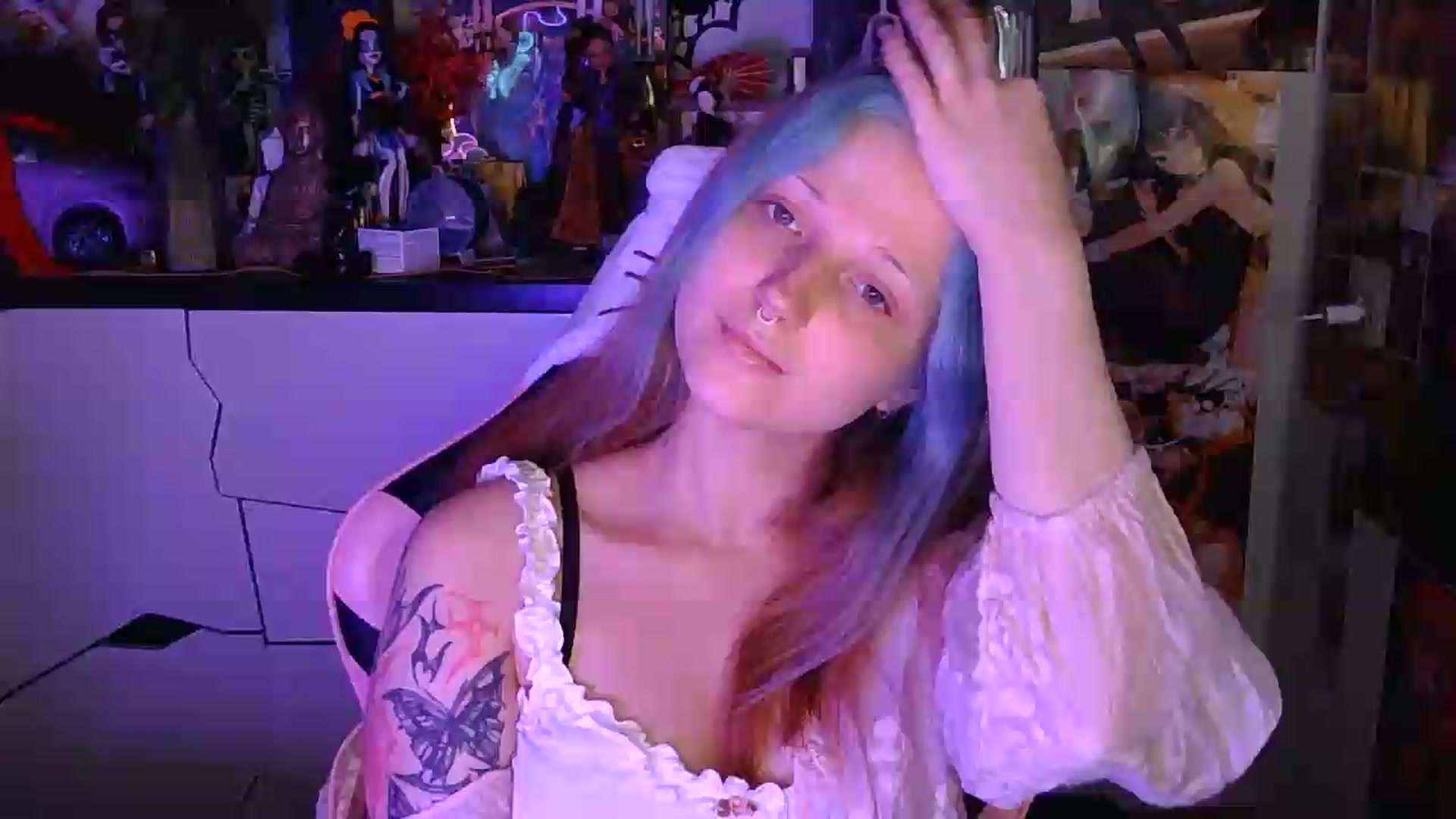 Gallery image thumbnail from VladaMoon's myfreecams stream on, 08/18/2026, 18:20 image 18 of 20