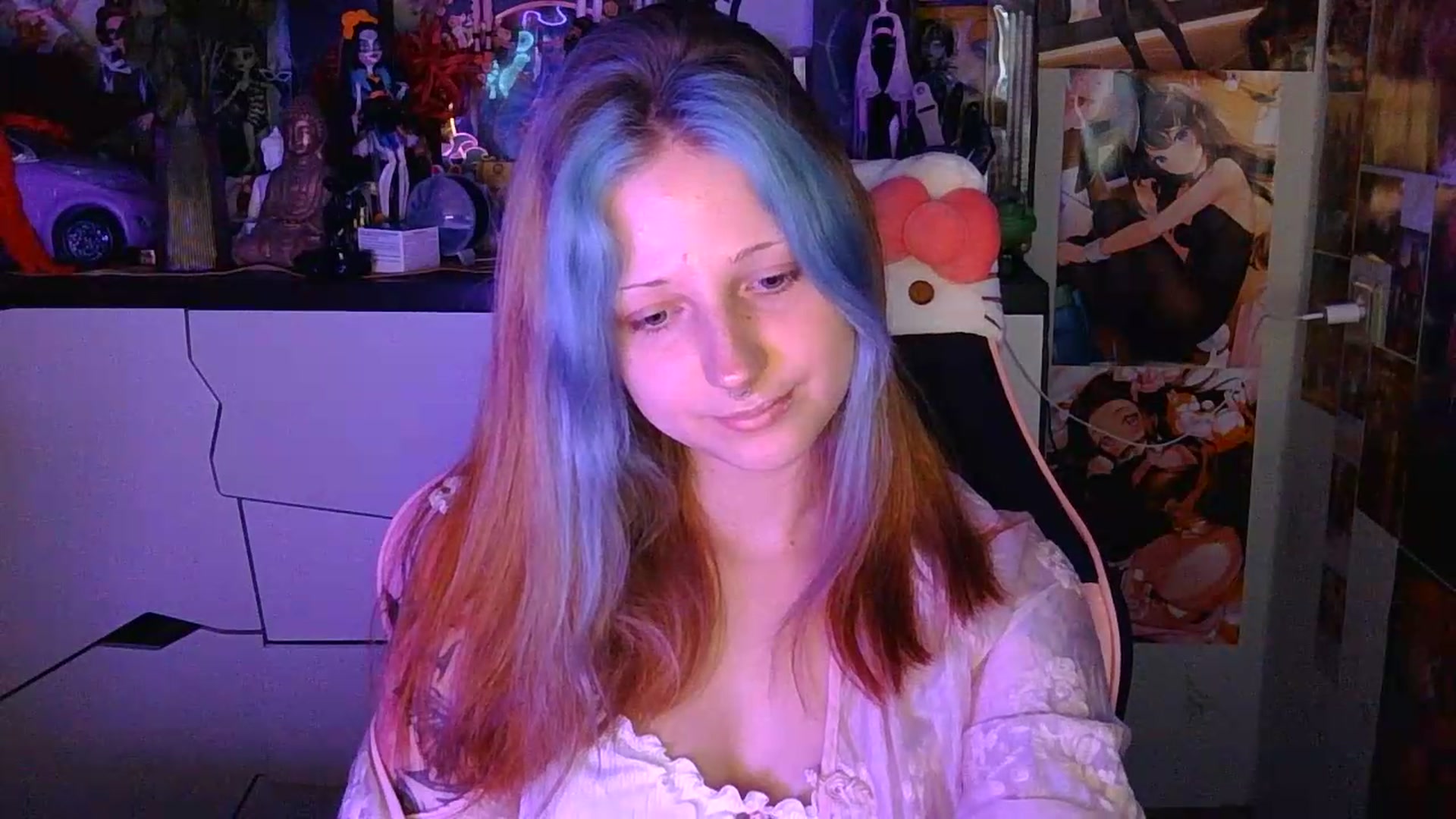 Gallery image thumbnail from VladaMoon's myfreecams stream on, 08/18/2026, 18:20 image 14 of 20