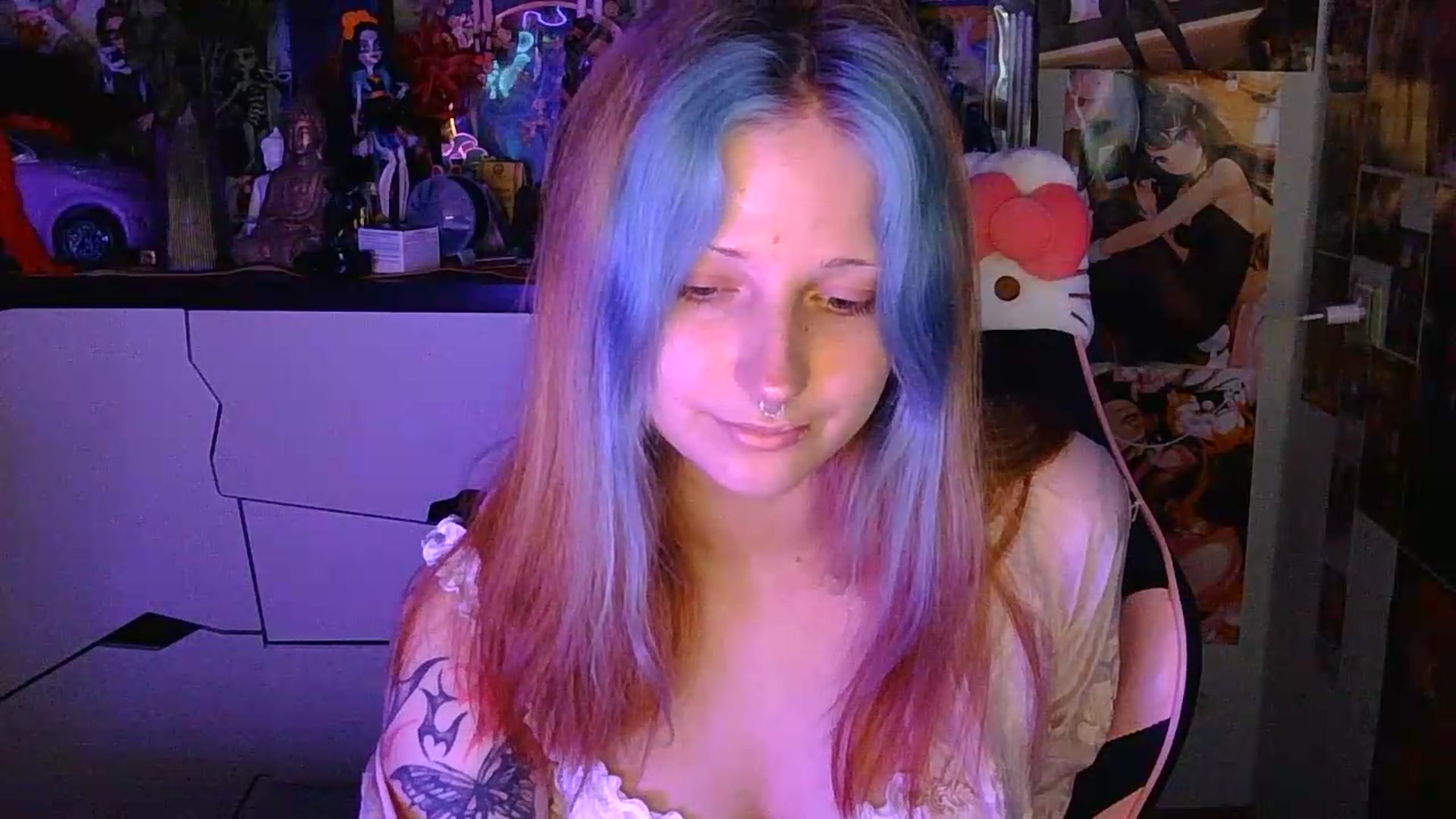 Gallery image thumbnail from VladaMoon's myfreecams stream on, 08/18/2026, 18:20 image 13 of 20