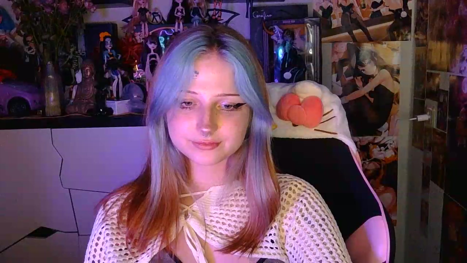 Gallery image thumbnail from VladaMoon's myfreecams stream on, 08/25/2026, 21:29 image 6 of 20