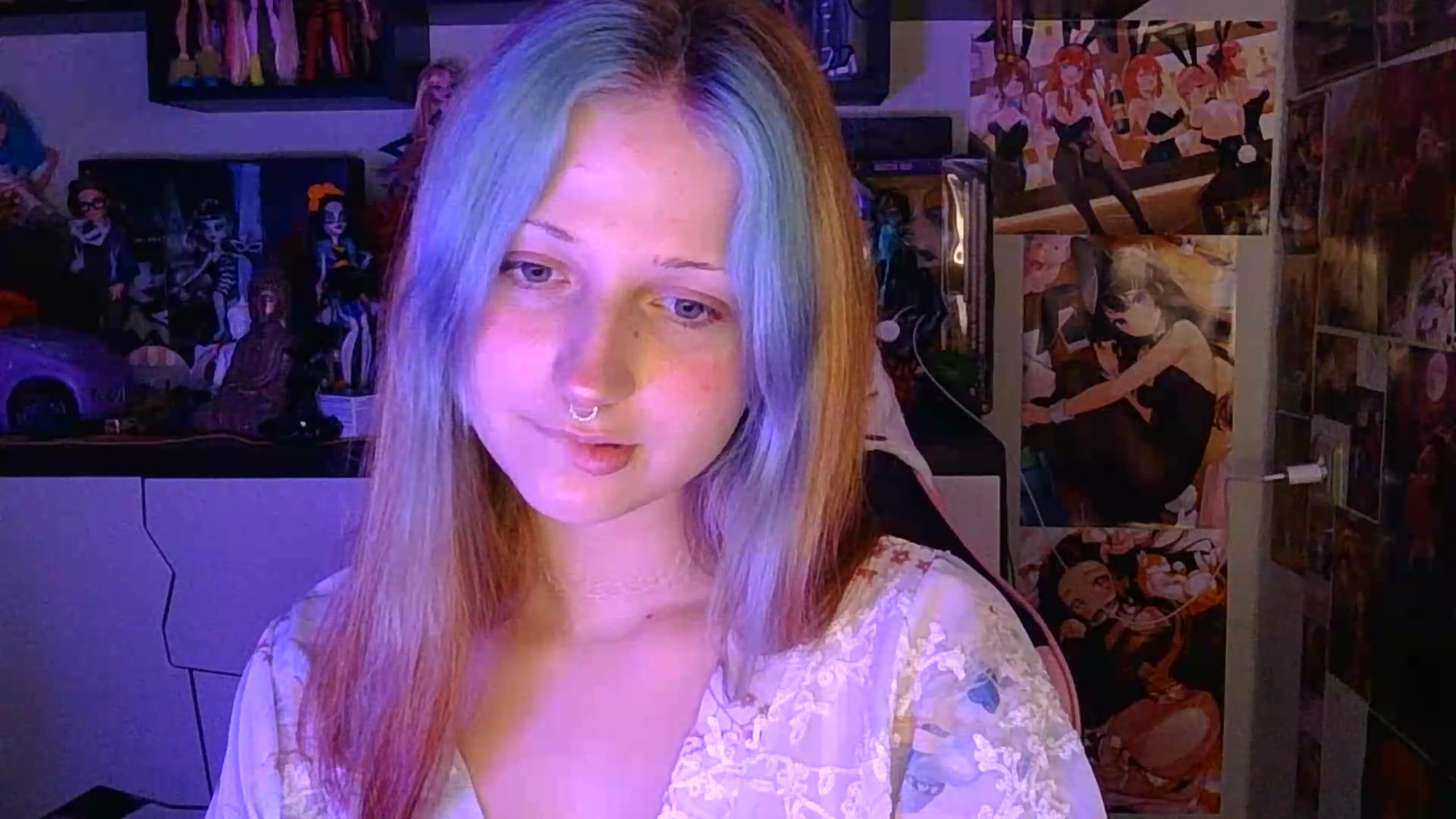 Gallery image thumbnail from VladaMoon's myfreecams stream on, 08/26/2026, 21:14 image 15 of 20