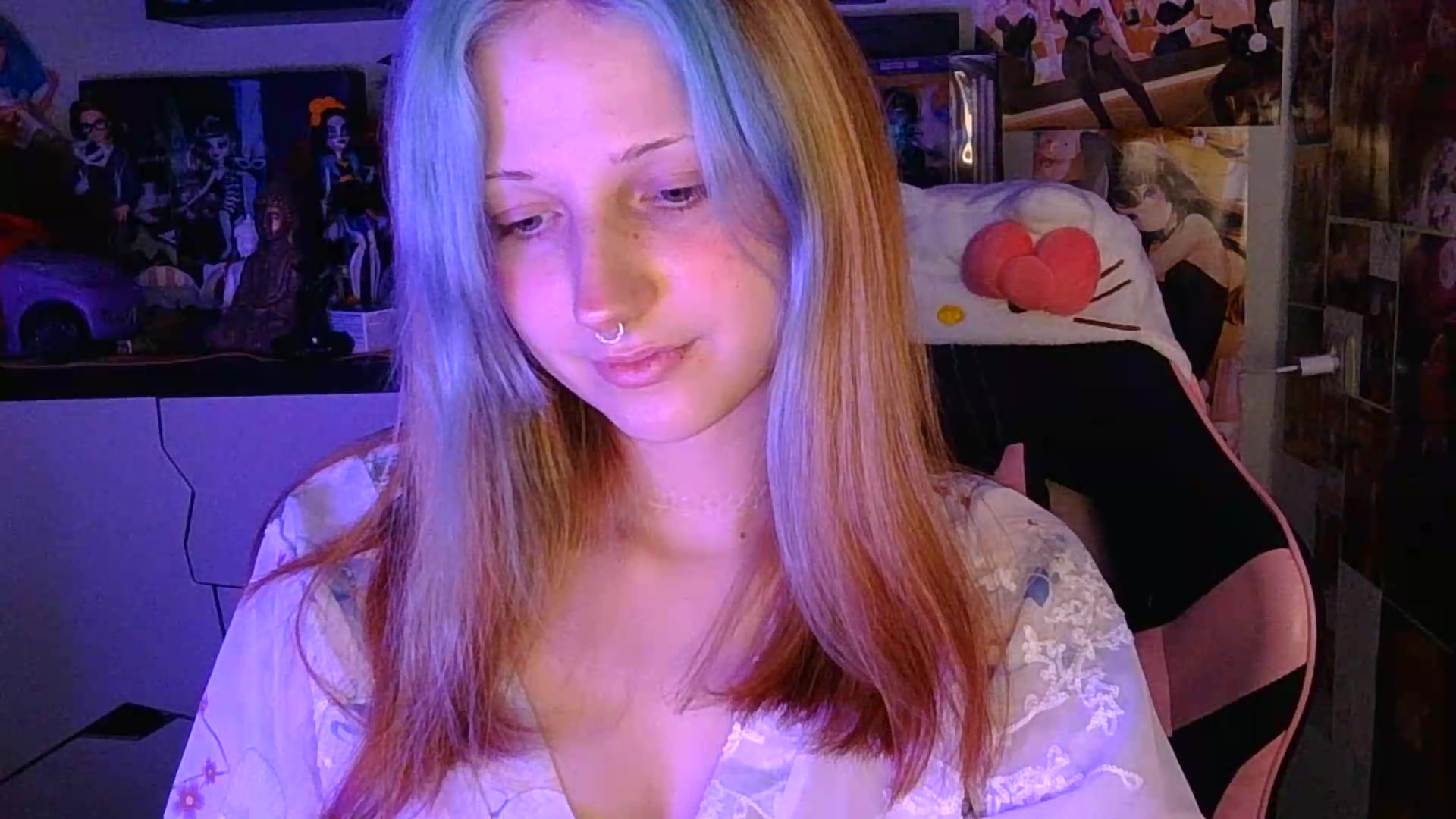 Gallery image thumbnail from VladaMoon's myfreecams stream on, 08/26/2026, 21:14 image 12 of 20