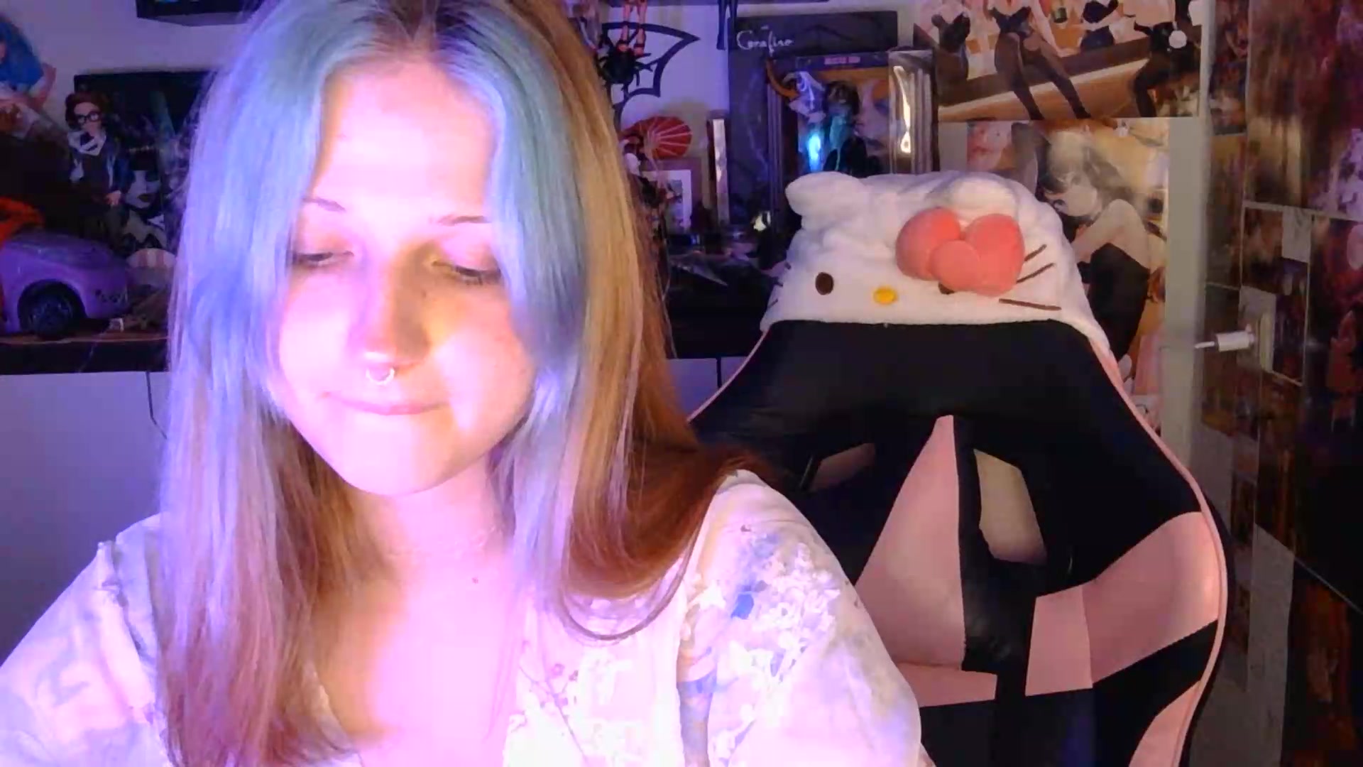 Gallery image thumbnail from VladaMoon's myfreecams stream on, 08/26/2026, 21:14 image 10 of 20