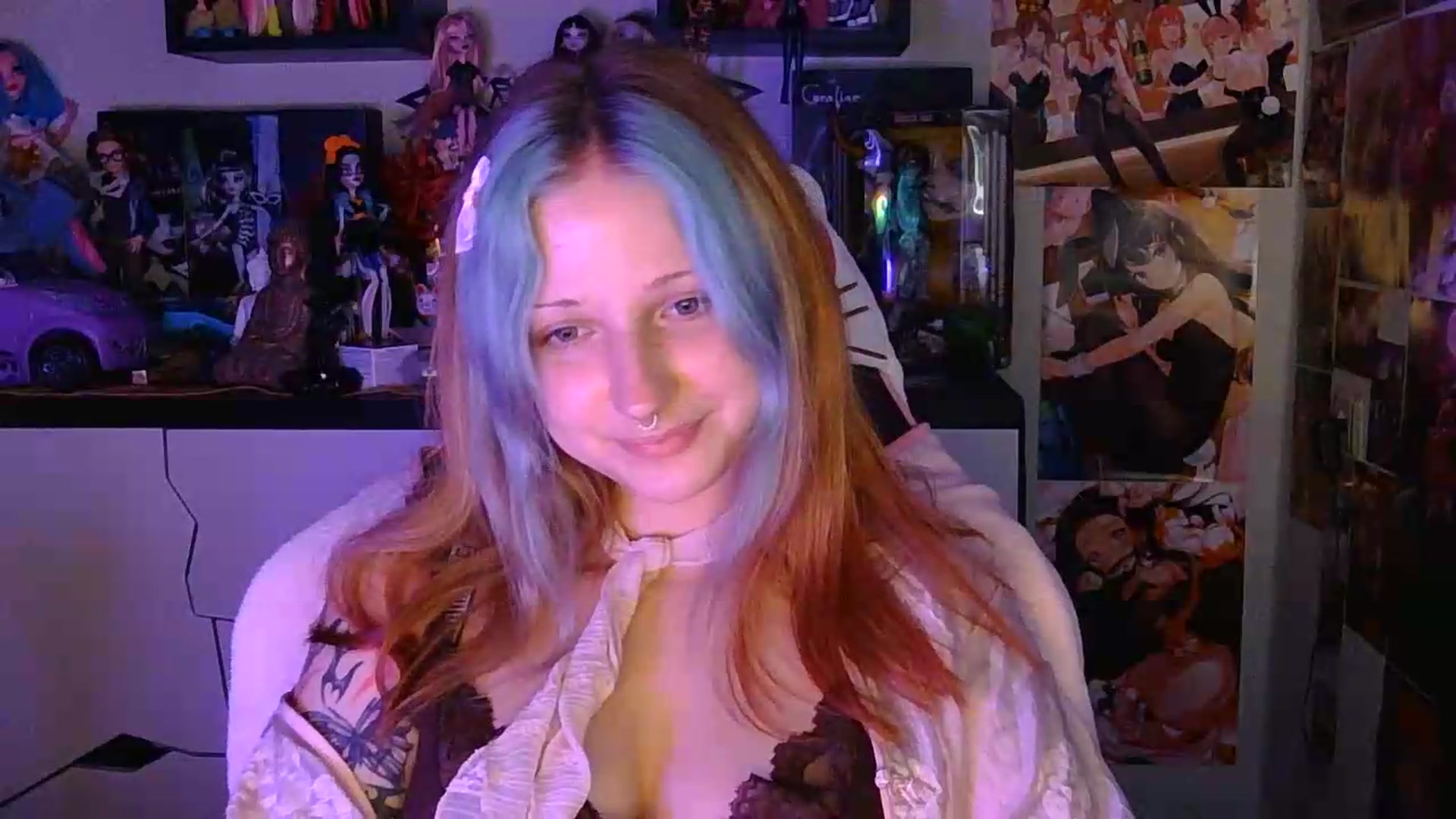 Gallery image thumbnail from VladaMoon's myfreecams stream on, 08/27/2026, 18:51 image 3 of 20