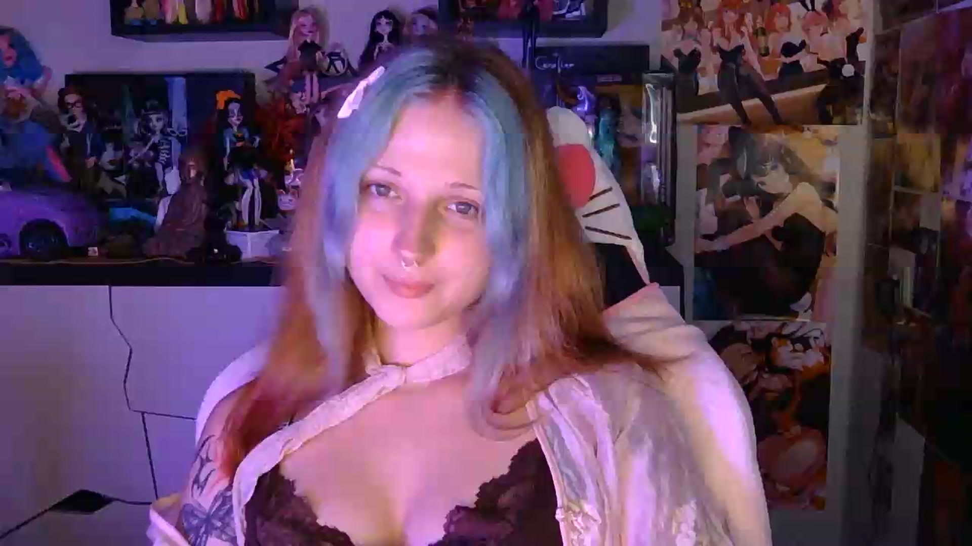 Gallery image thumbnail from VladaMoon's myfreecams stream on, 08/27/2026, 18:51 image 7 of 20