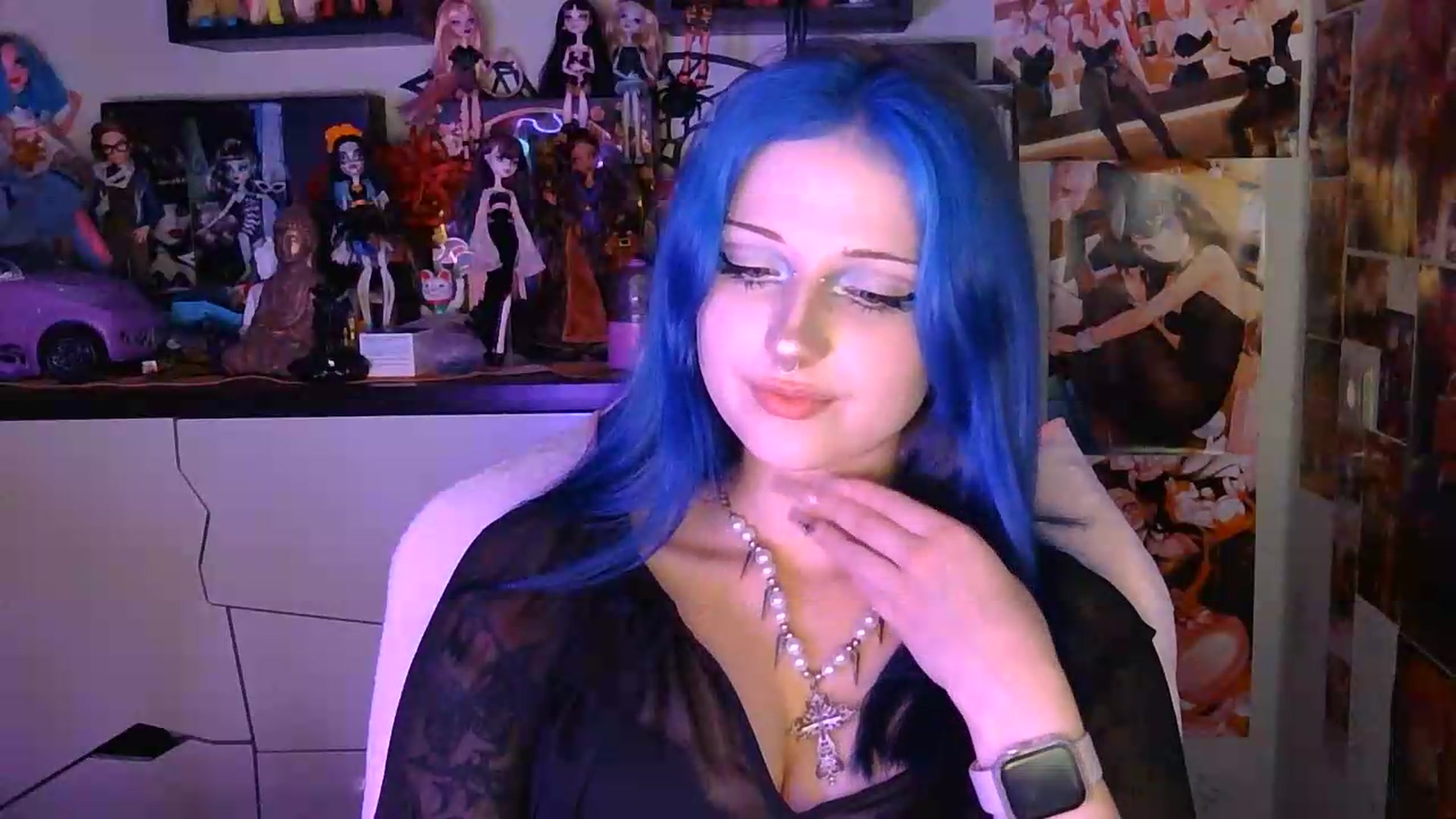 Gallery image thumbnail from VladaMoon's myfreecams stream on, 08/29/2026, 20:23 image 10 of 20