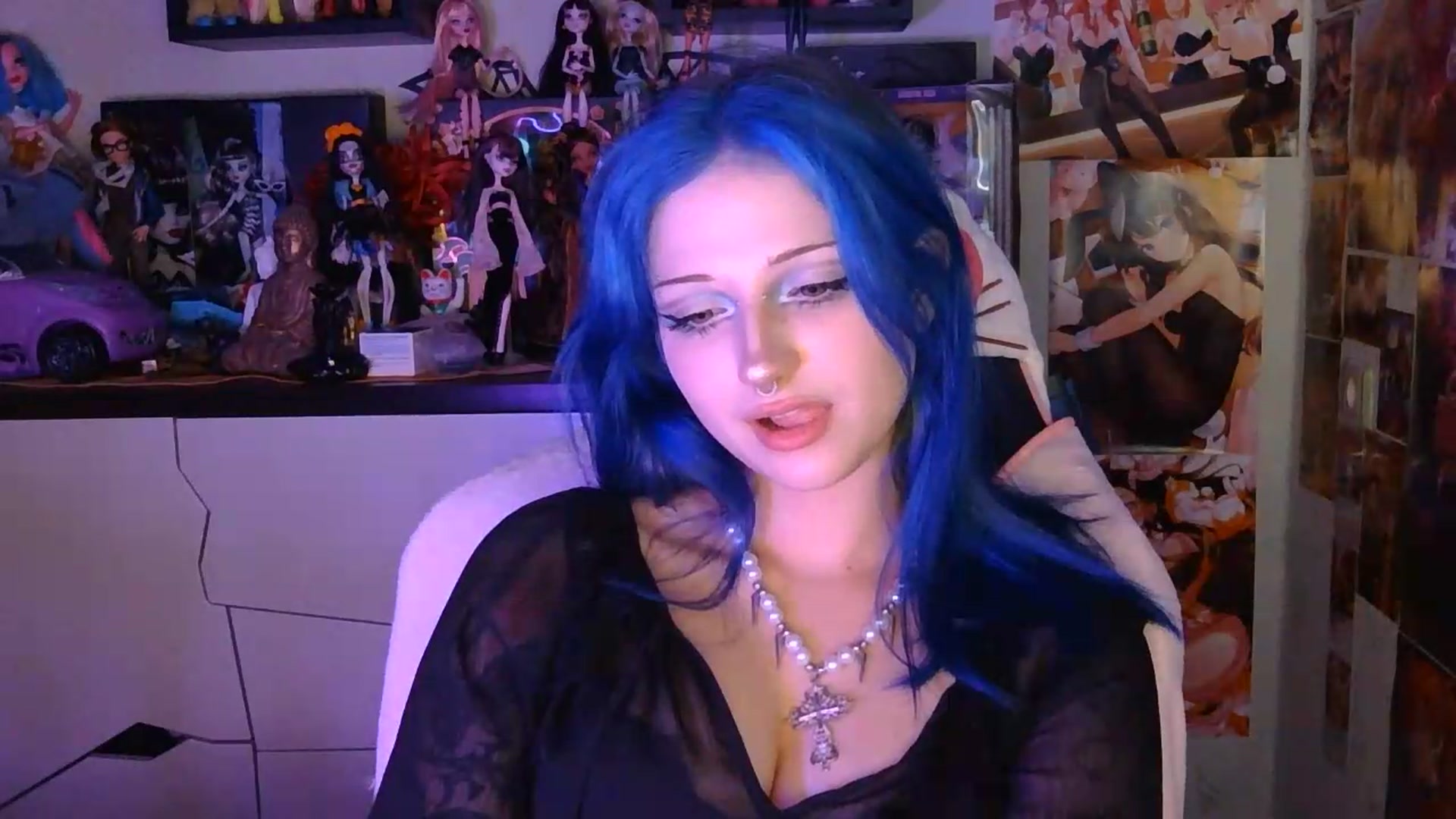 Gallery image thumbnail from VladaMoon's myfreecams stream on, 08/29/2026, 20:23 image 15 of 20
