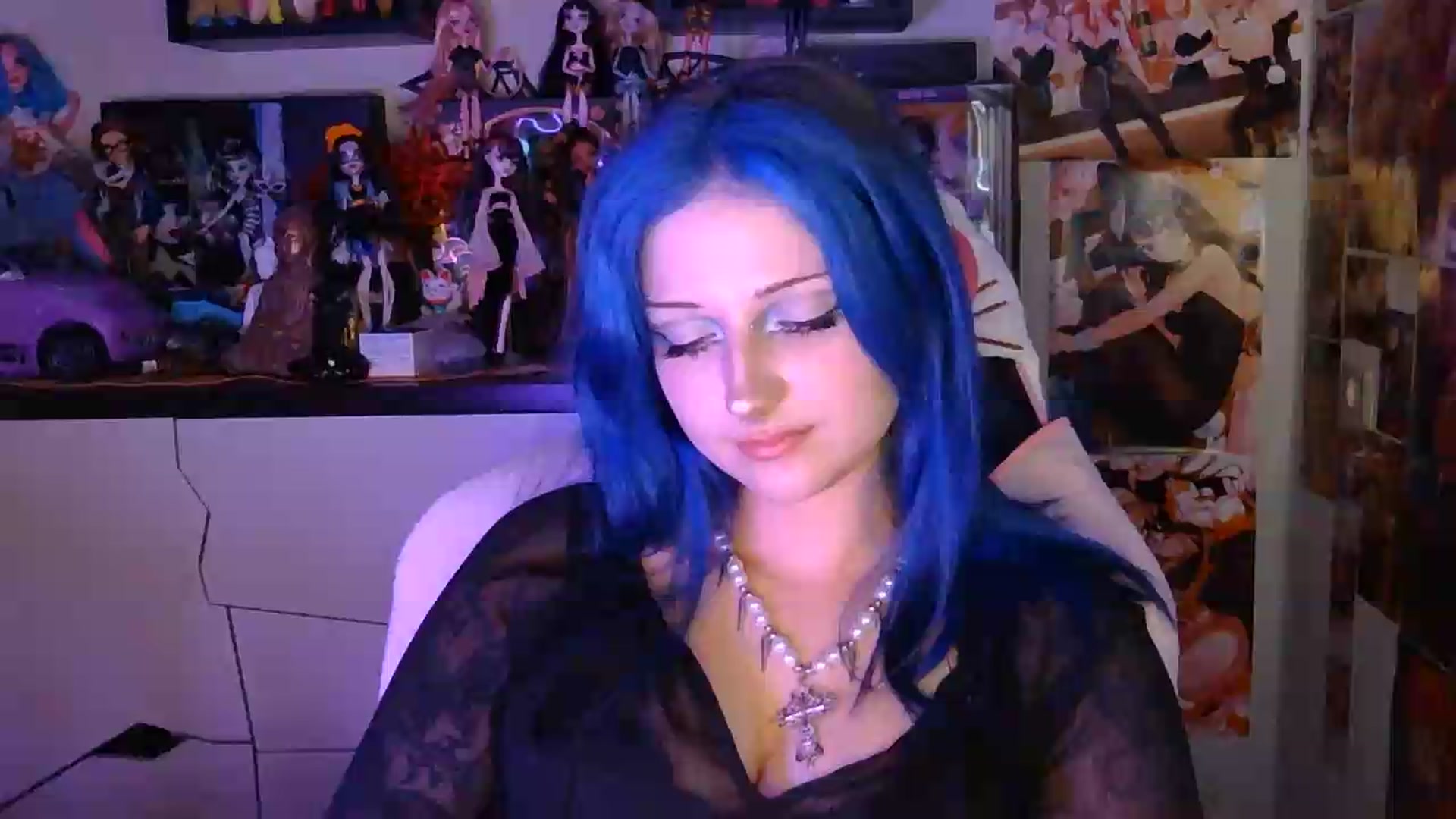 Gallery image thumbnail from VladaMoon's myfreecams stream on, 08/29/2026, 20:23 image 19 of 20