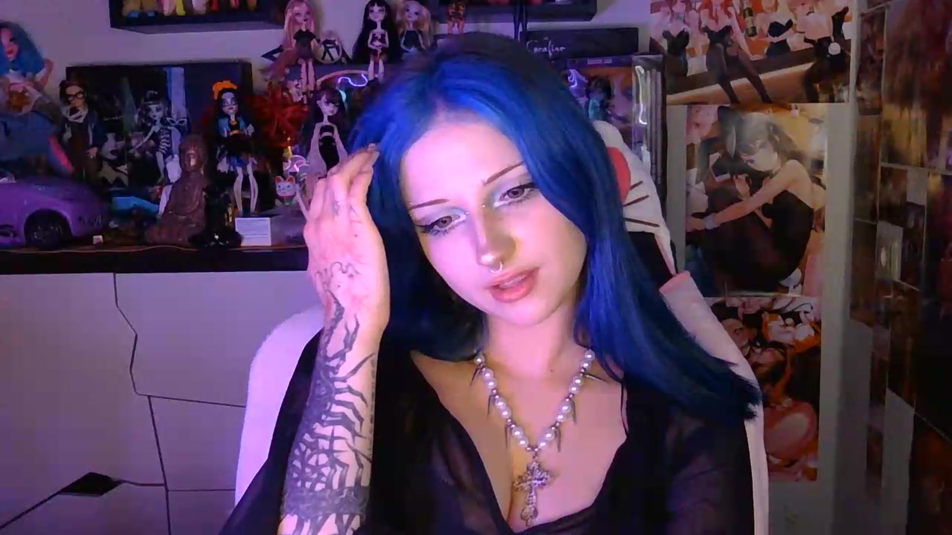 Gallery image thumbnail from VladaMoon's myfreecams stream on, 08/29/2026, 20:23 image 4 of 20