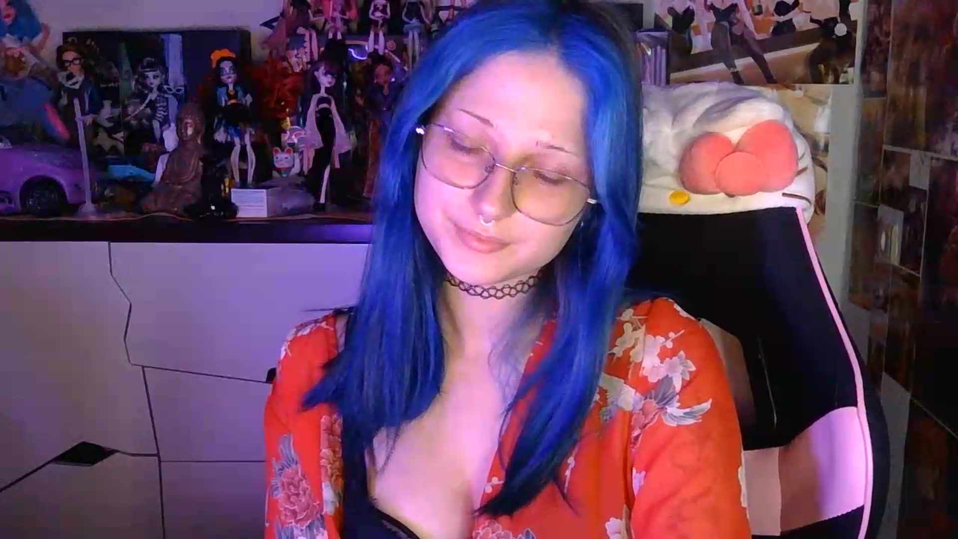 Gallery image thumbnail from VladaMoon's myfreecams stream on, 08/31/2026, 16:52 image 19 of 20