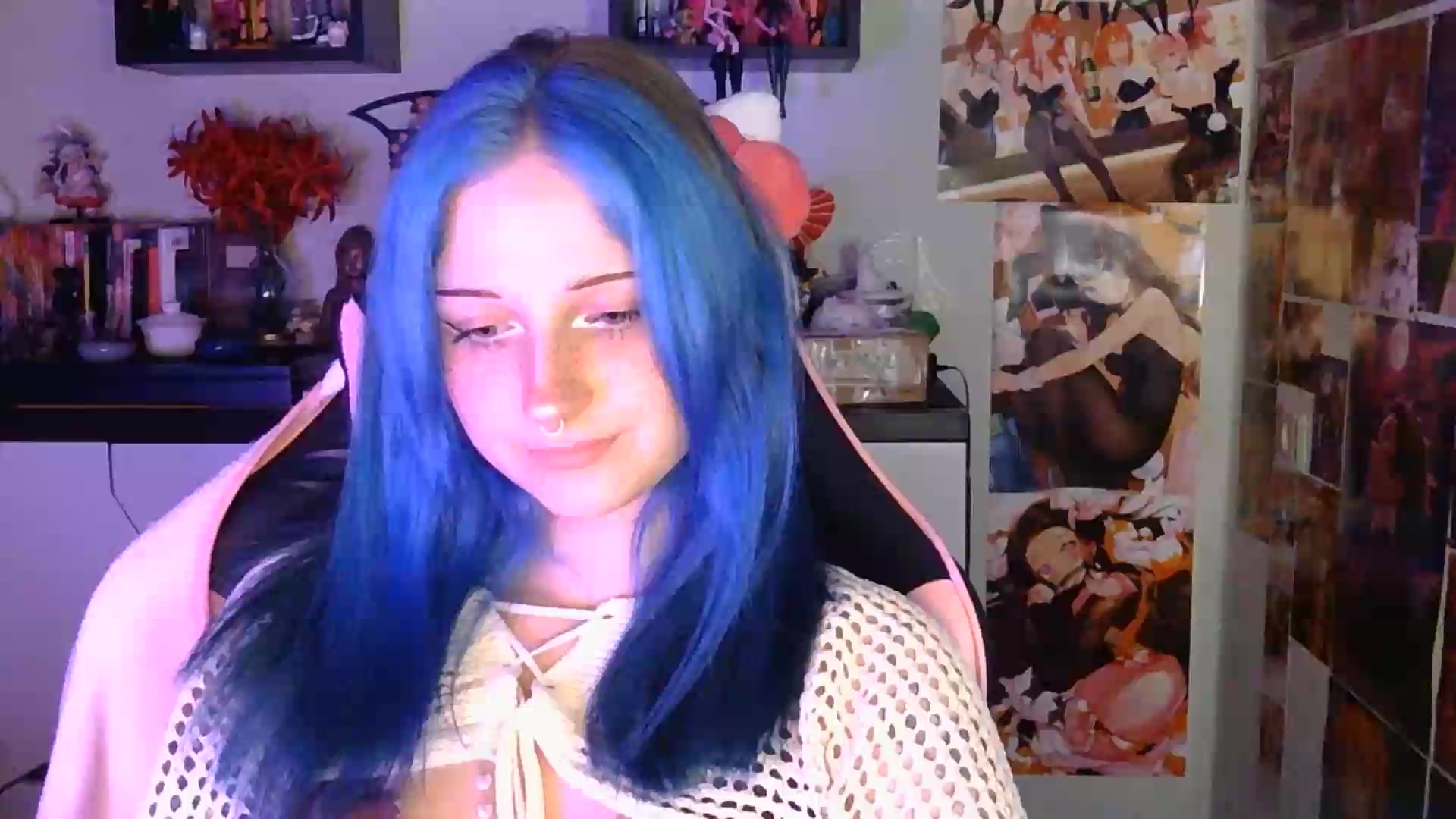 Gallery image thumbnail from VladaMoon's myfreecams stream on, 09/08/2026, 17:57 image 4 of 20