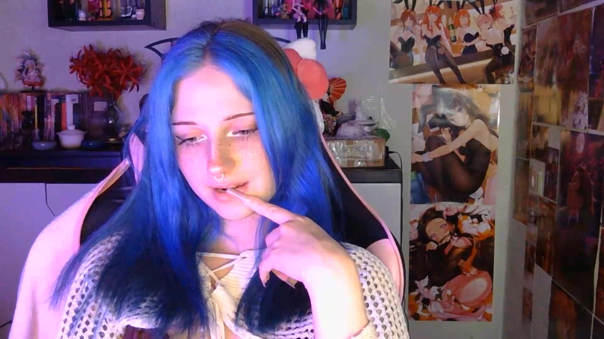 Gallery image thumbnail from VladaMoon's myfreecams stream on, 09/08/2026, 17:57 image 6 of 20