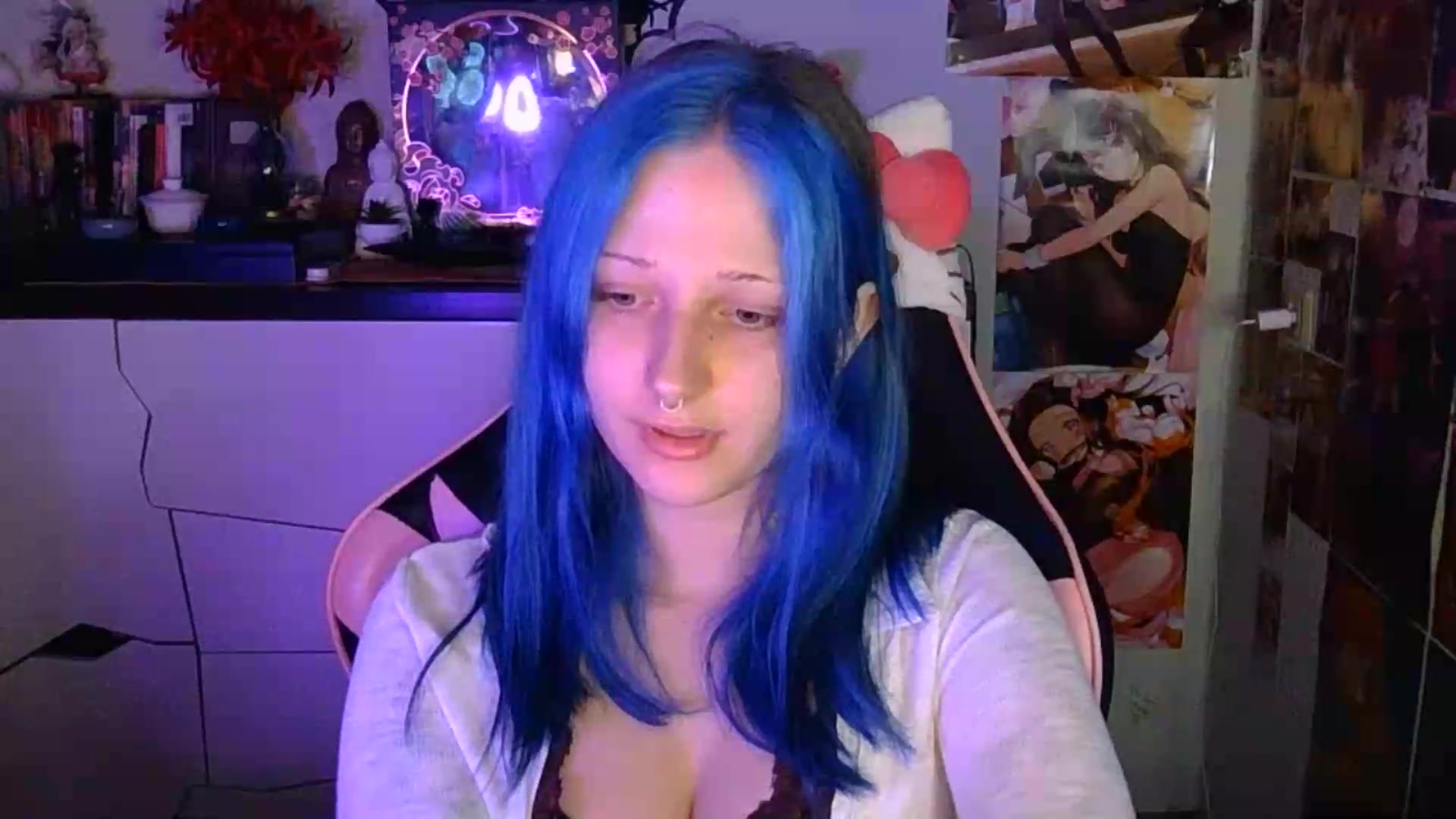 Gallery image thumbnail from VladaMoon's myfreecams stream on, 09/09/2026, 18:09 image 4 of 20