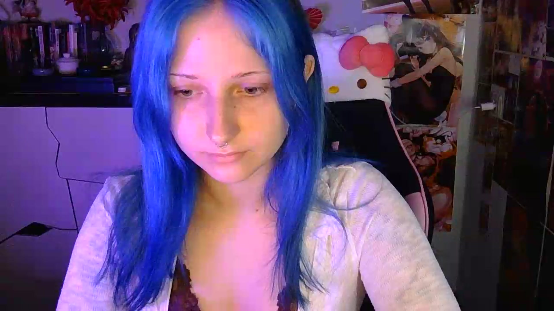 Gallery image thumbnail from VladaMoon's myfreecams stream on, 09/10/2026, 19:54 image 17 of 20