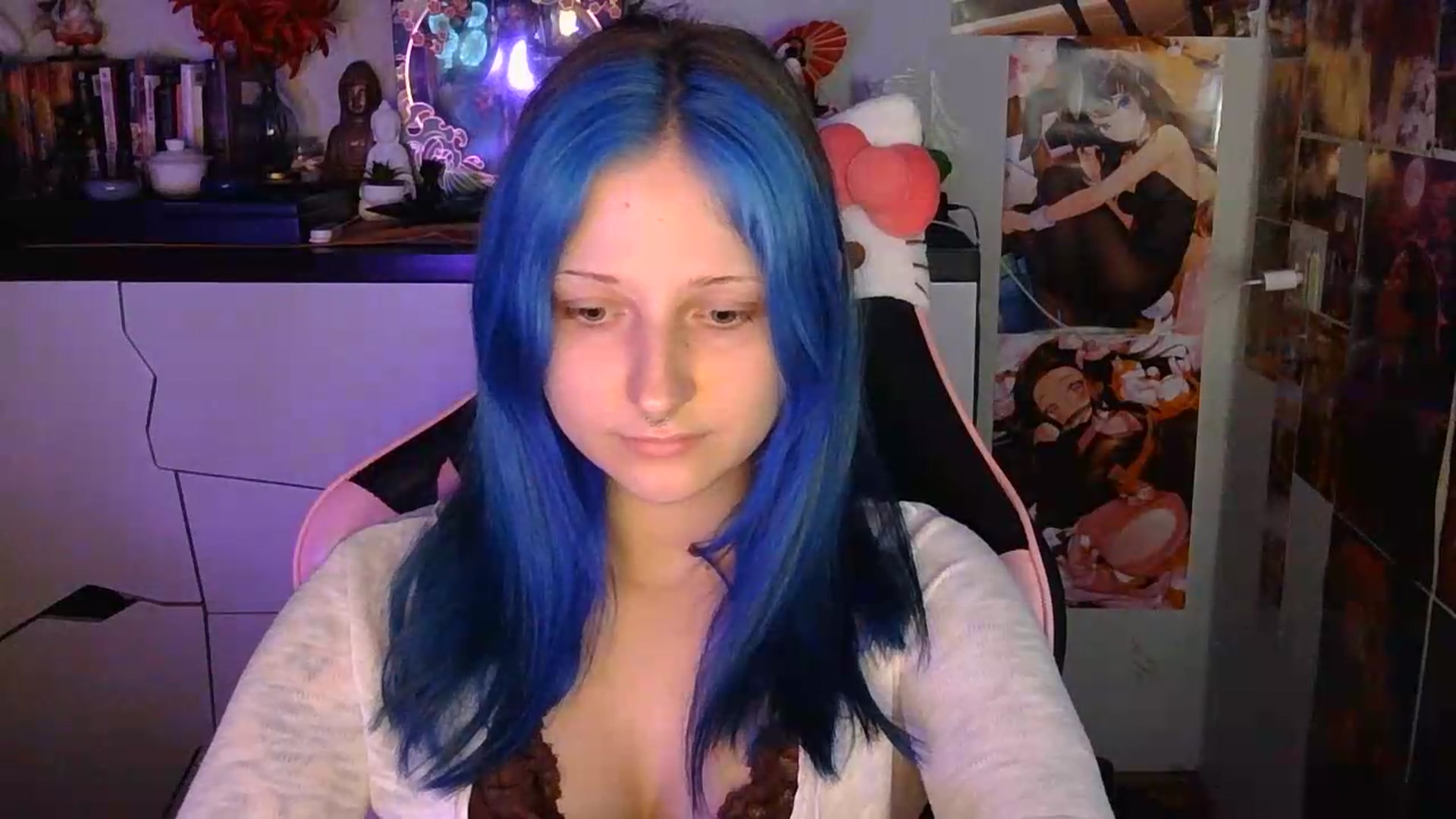 Gallery image thumbnail from VladaMoon's myfreecams stream on, 09/10/2026, 19:54 image 14 of 20