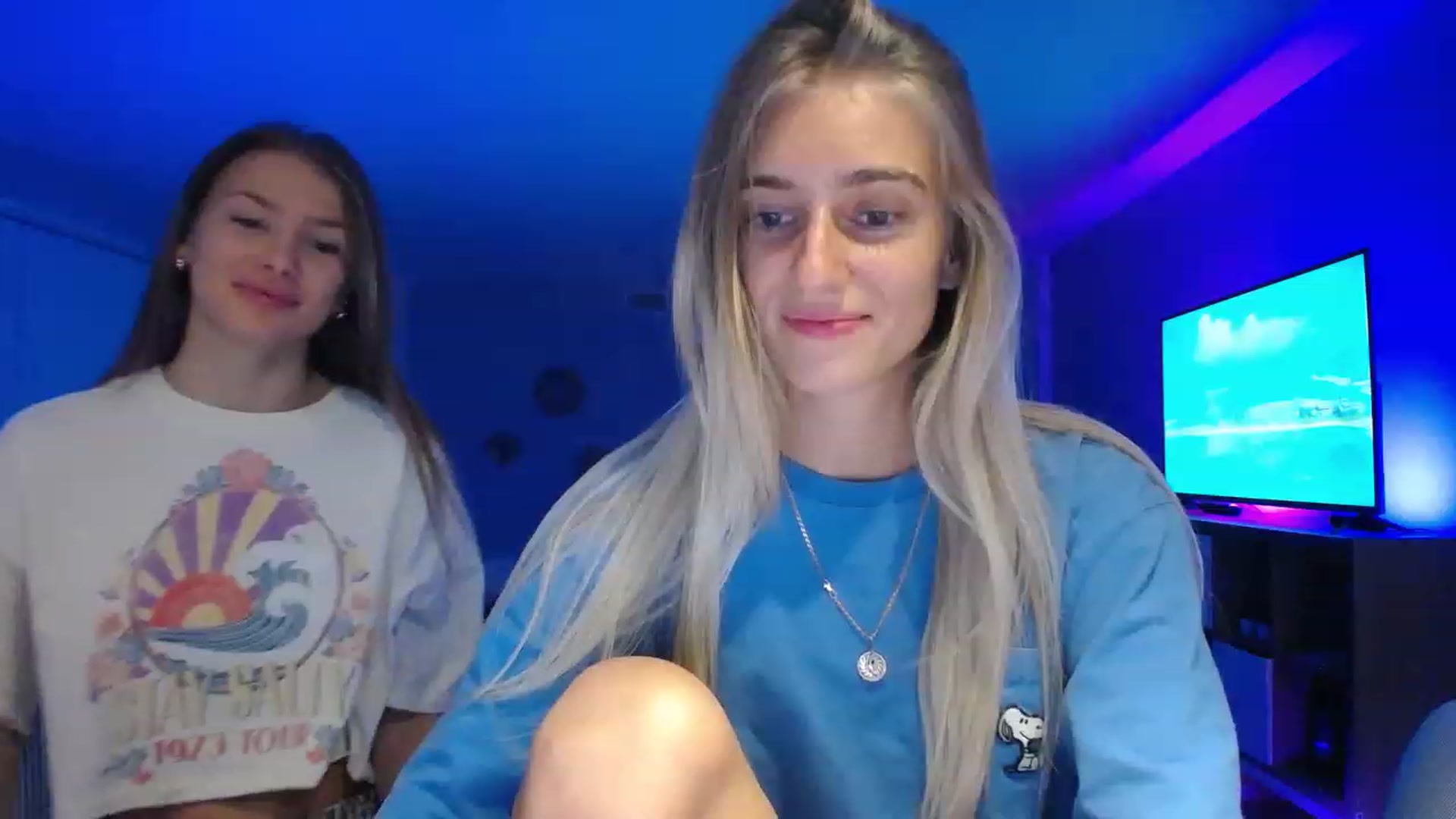 Gallery image thumbnail from Vodka_Queen's myfreecams stream on, 12/01/2022, 08:13 image 16 of 20