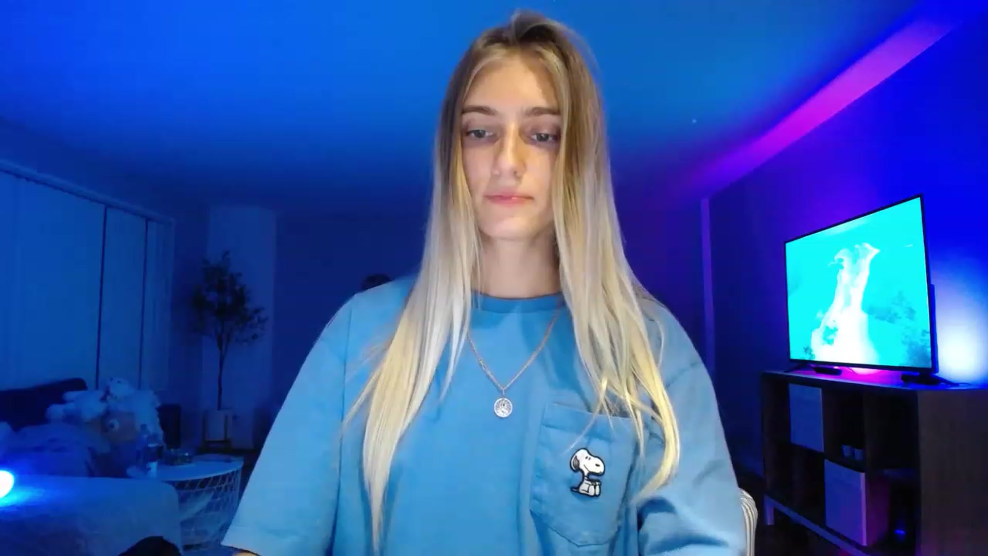 Gallery image thumbnail from Vodka_Queen's myfreecams stream on, 12/01/2022, 08:13 image 18 of 20