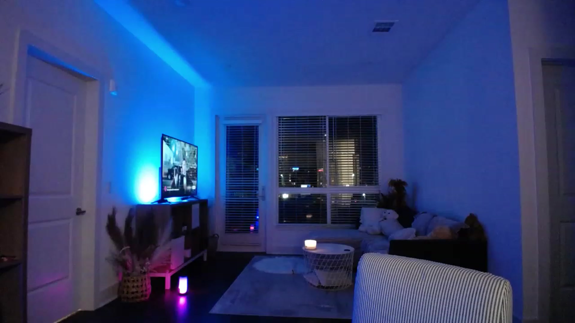 Gallery image thumbnail from Vodka_Queen's myfreecams stream on, 02/18/2023, 06:42 image 17 of 20