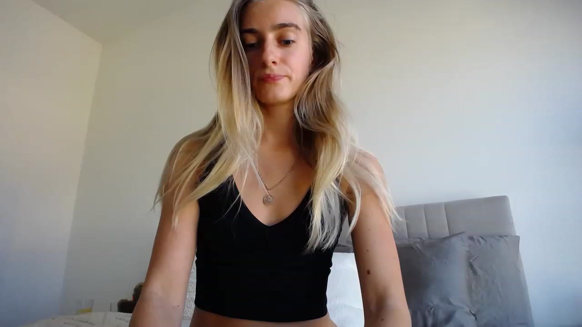 Gallery image thumbnail from Vodka_Queen's myfreecams stream on, 03/02/2023, 01:59 image 1 of 20