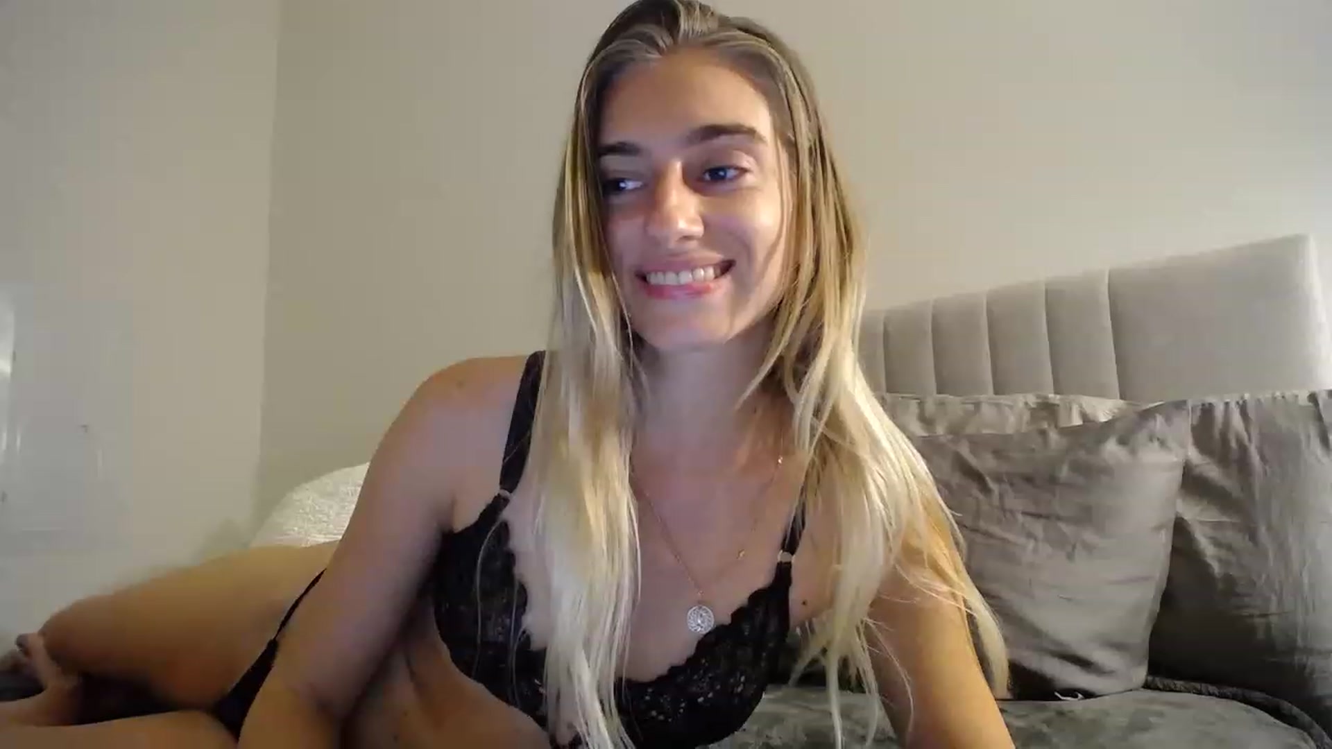 Gallery image thumbnail from Vodka_Queen's myfreecams stream on, 03/02/2023, 07:43 image 11 of 20