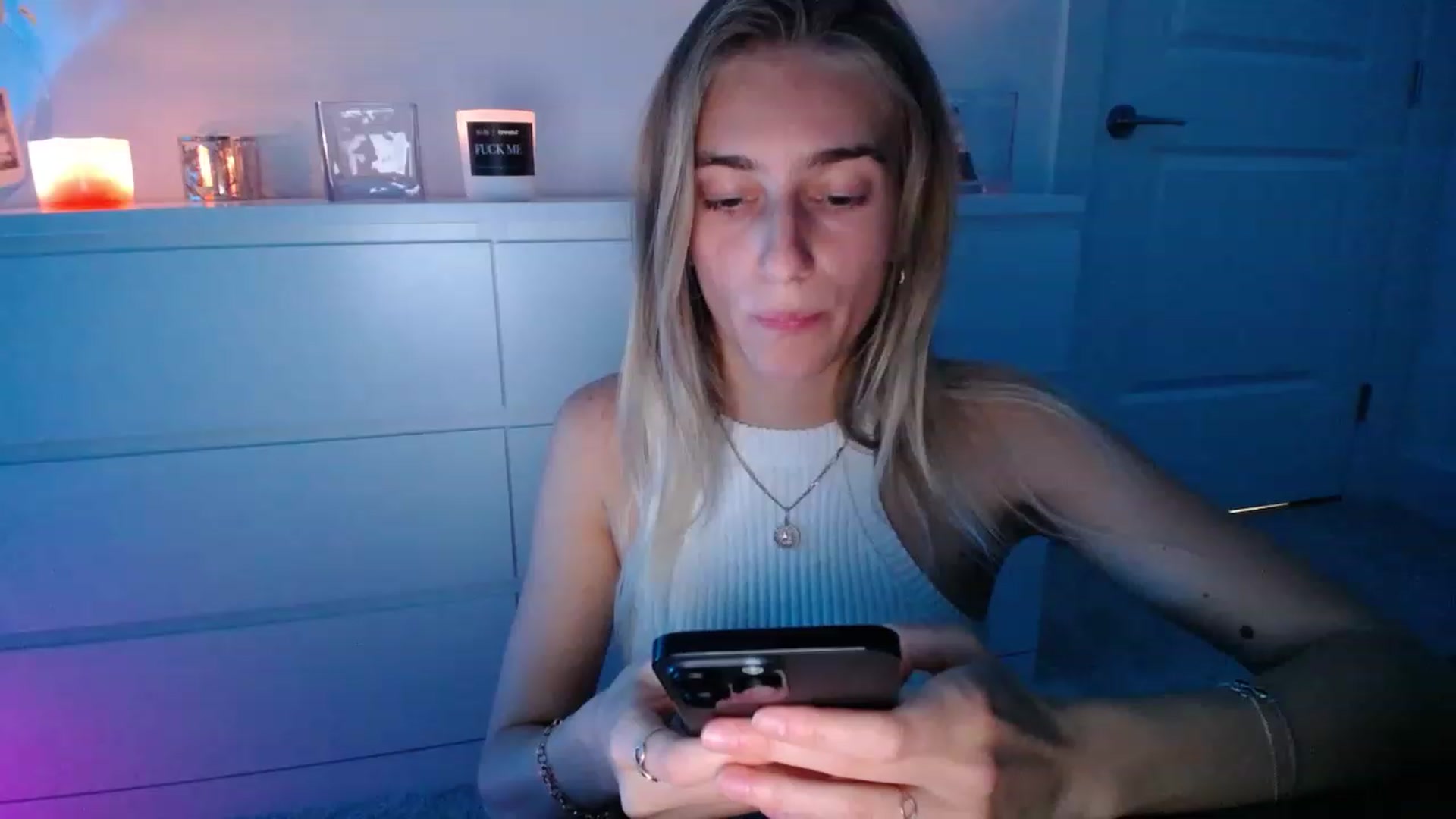 Gallery image thumbnail from Vodka_Queen's myfreecams stream on, 03/06/2023, 05:40 image 5 of 20