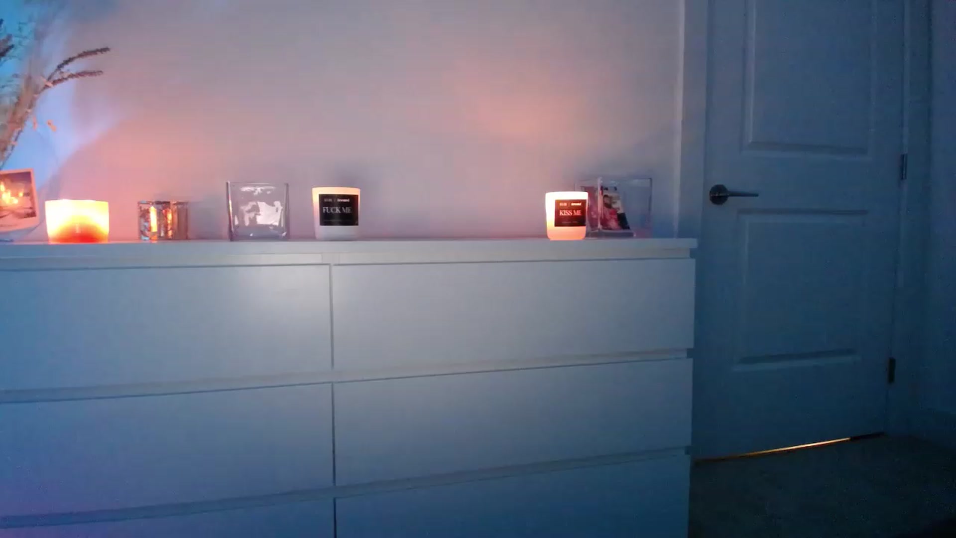 Gallery image thumbnail from Vodka_Queen's myfreecams stream on, 03/06/2023, 05:40 image 8 of 20