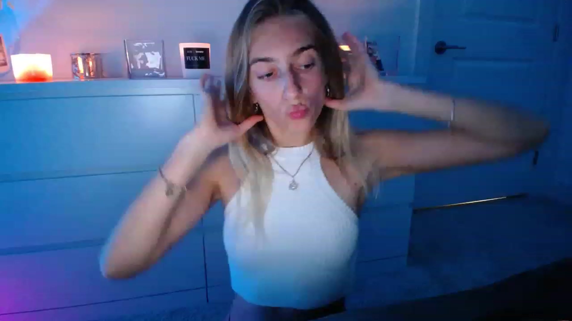Gallery image thumbnail from Vodka_Queen's myfreecams stream on, 03/06/2023, 05:40 image 6 of 20