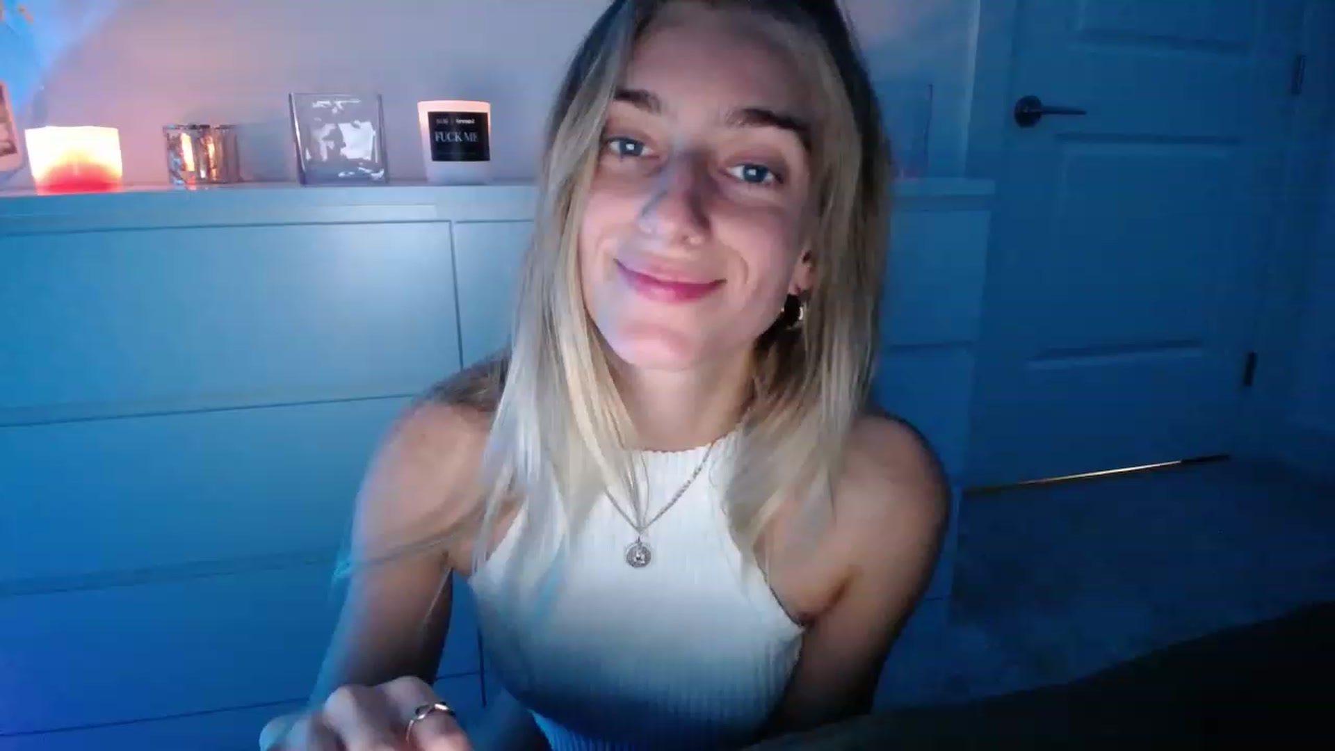 Gallery image thumbnail from Vodka_Queen's myfreecams stream on, 03/06/2023, 05:40 image 2 of 20