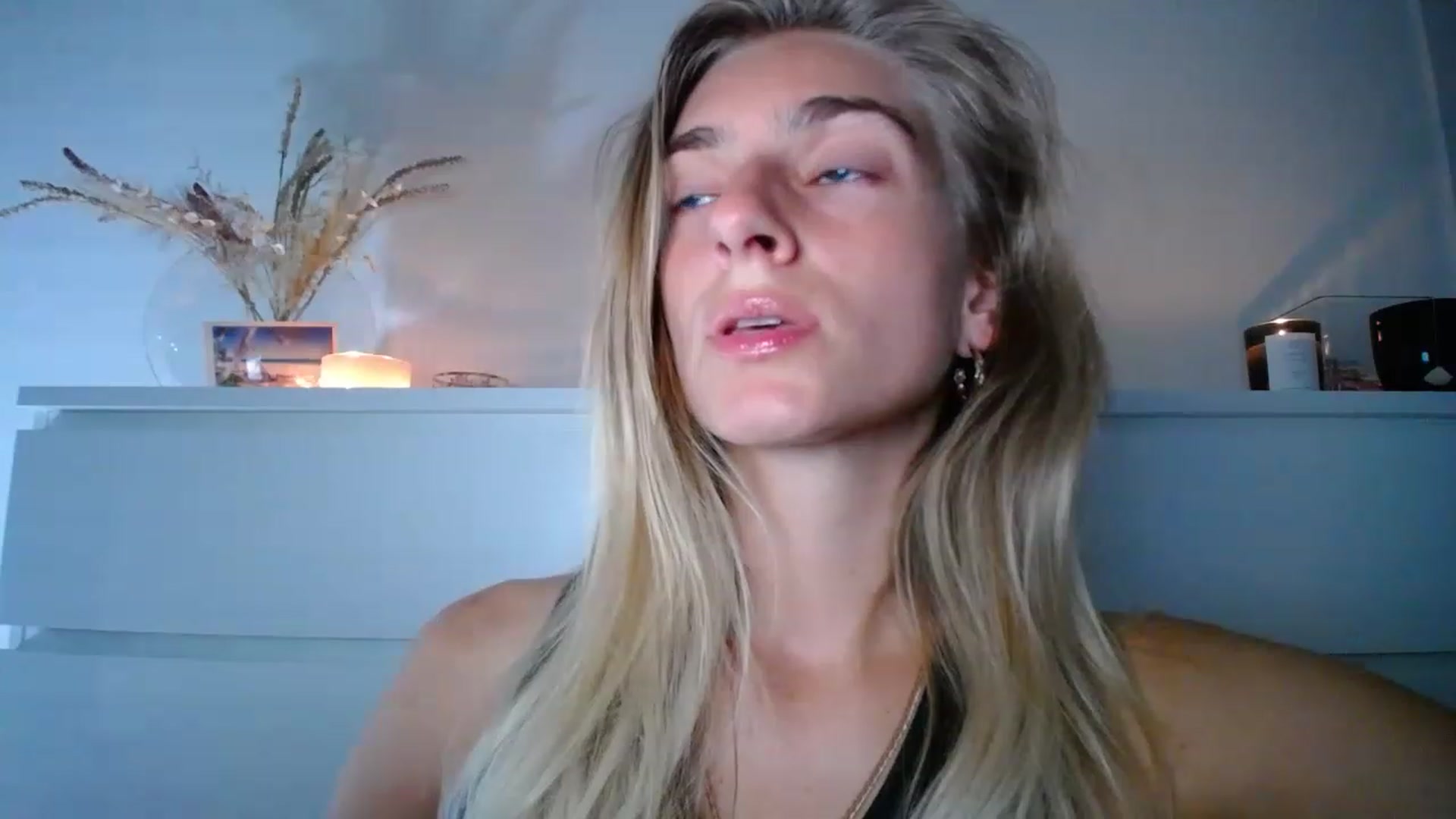 Gallery image thumbnail from Vodka_Queen's myfreecams stream on, 03/07/2023, 05:01 image 20 of 20