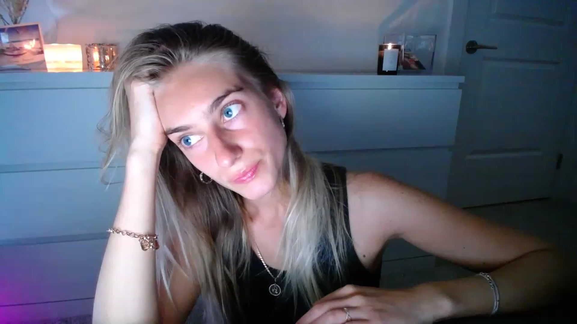 Gallery image thumbnail from Vodka_Queen's myfreecams stream on, 03/07/2023, 05:01 image 18 of 20