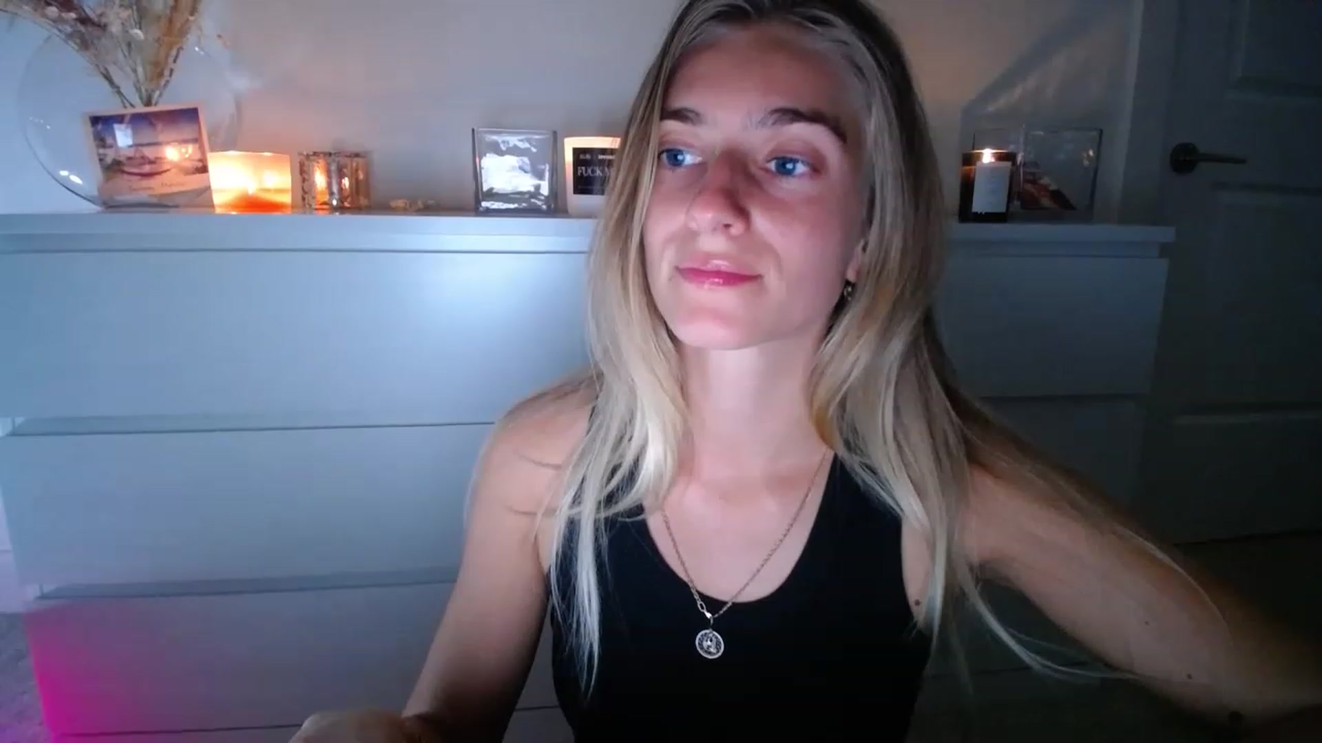 Gallery image thumbnail from Vodka_Queen's myfreecams stream on, 03/07/2023, 05:01 image 11 of 20