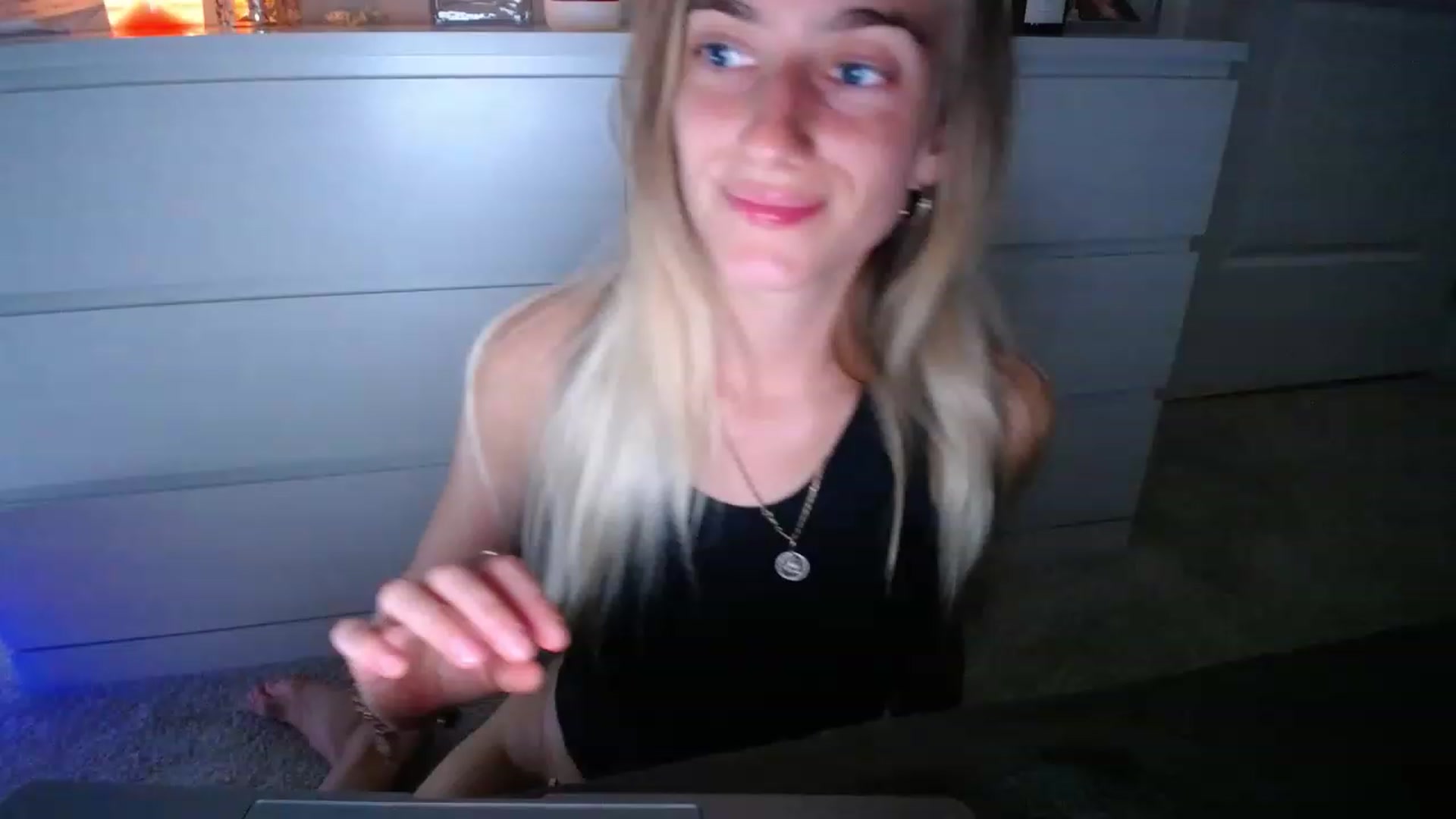 Gallery image thumbnail from Vodka_Queen's myfreecams stream on, 03/07/2023, 05:01 image 7 of 20