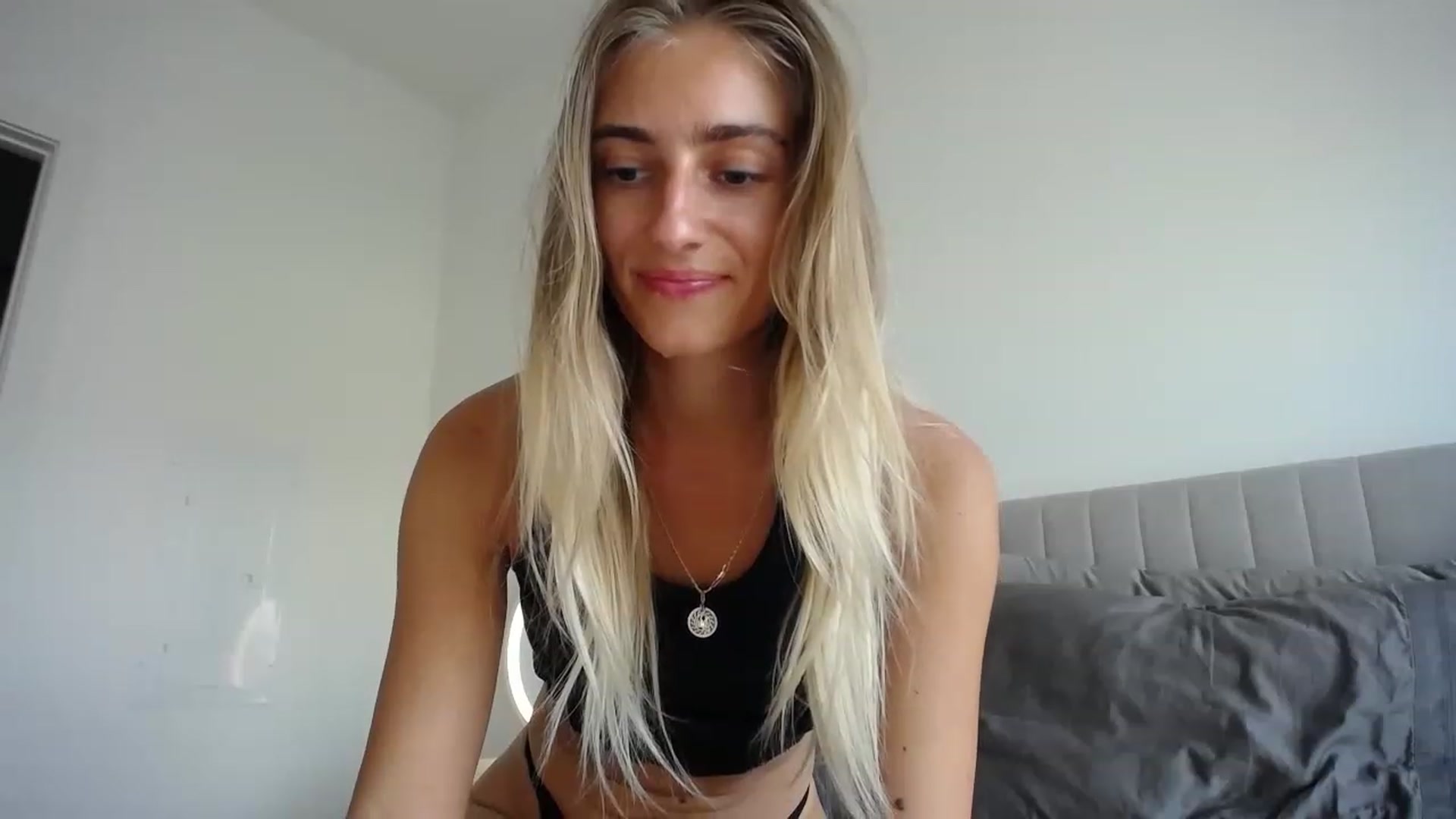 Gallery image thumbnail from Vodka_Queen's myfreecams stream on, 04/10/2023, 02:07 image 4 of 20