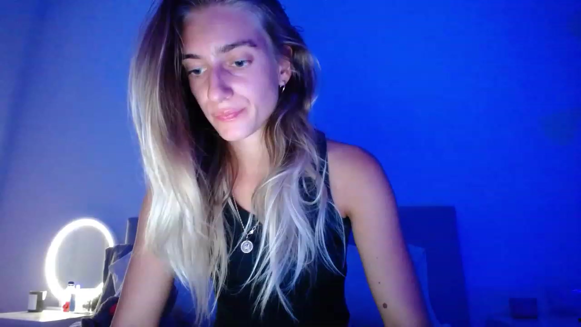Gallery image thumbnail from Vodka_Queen's myfreecams stream on, 04/26/2023, 06:19 image 1 of 20