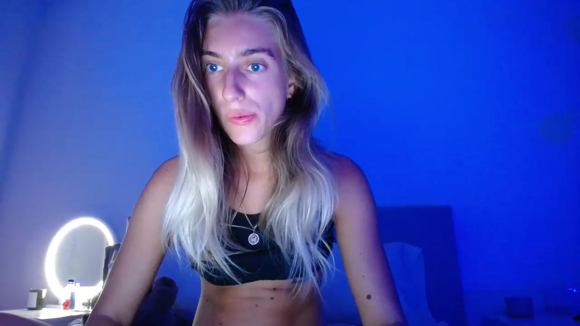 Gallery image thumbnail from Vodka_Queen's myfreecams stream on, 04/26/2023, 06:19 image 9 of 20