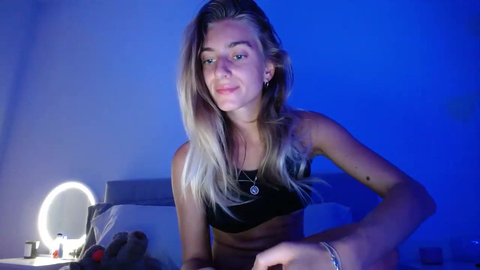 Gallery image thumbnail from Vodka_Queen's myfreecams stream on, 04/26/2023, 06:19 image 7 of 20