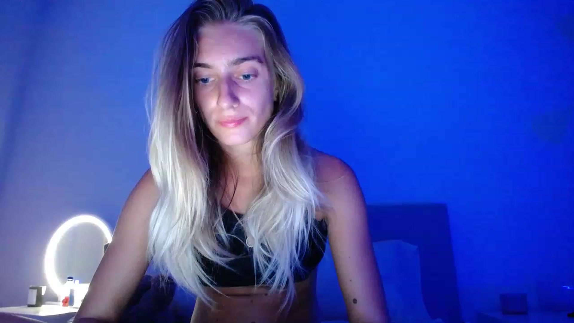 Gallery image thumbnail from Vodka_Queen's myfreecams stream on, 04/26/2023, 06:19 image 12 of 20
