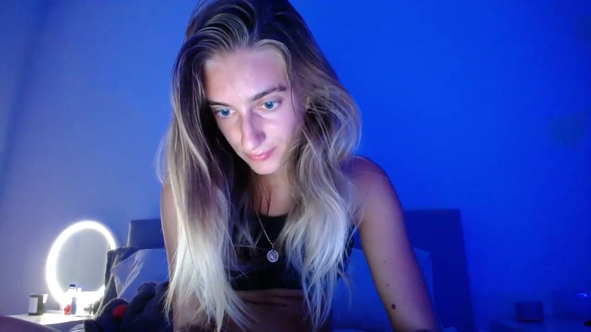 Gallery image thumbnail from Vodka_Queen's myfreecams stream on, 04/26/2023, 06:19 image 11 of 20