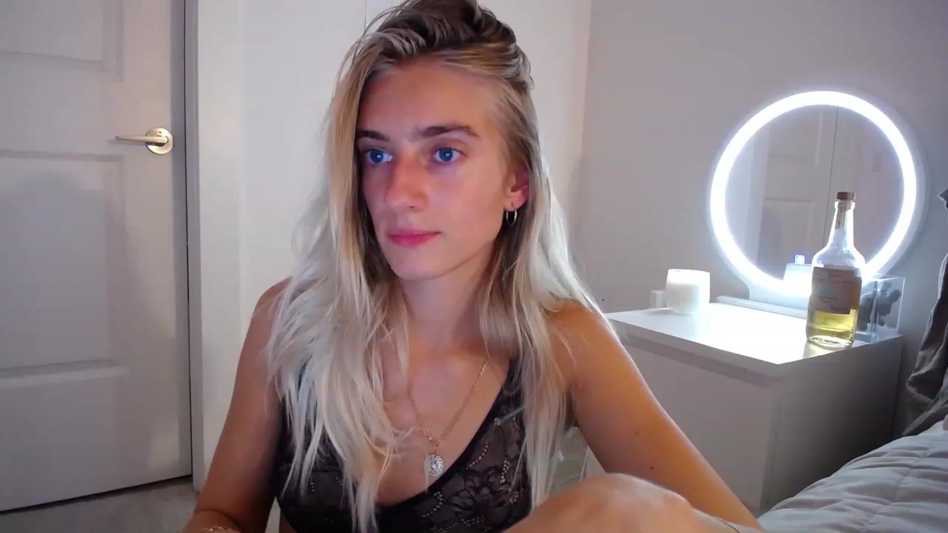 Gallery image thumbnail from Vodka_Queen's myfreecams stream on, 05/03/2023, 05:41 image 11 of 20