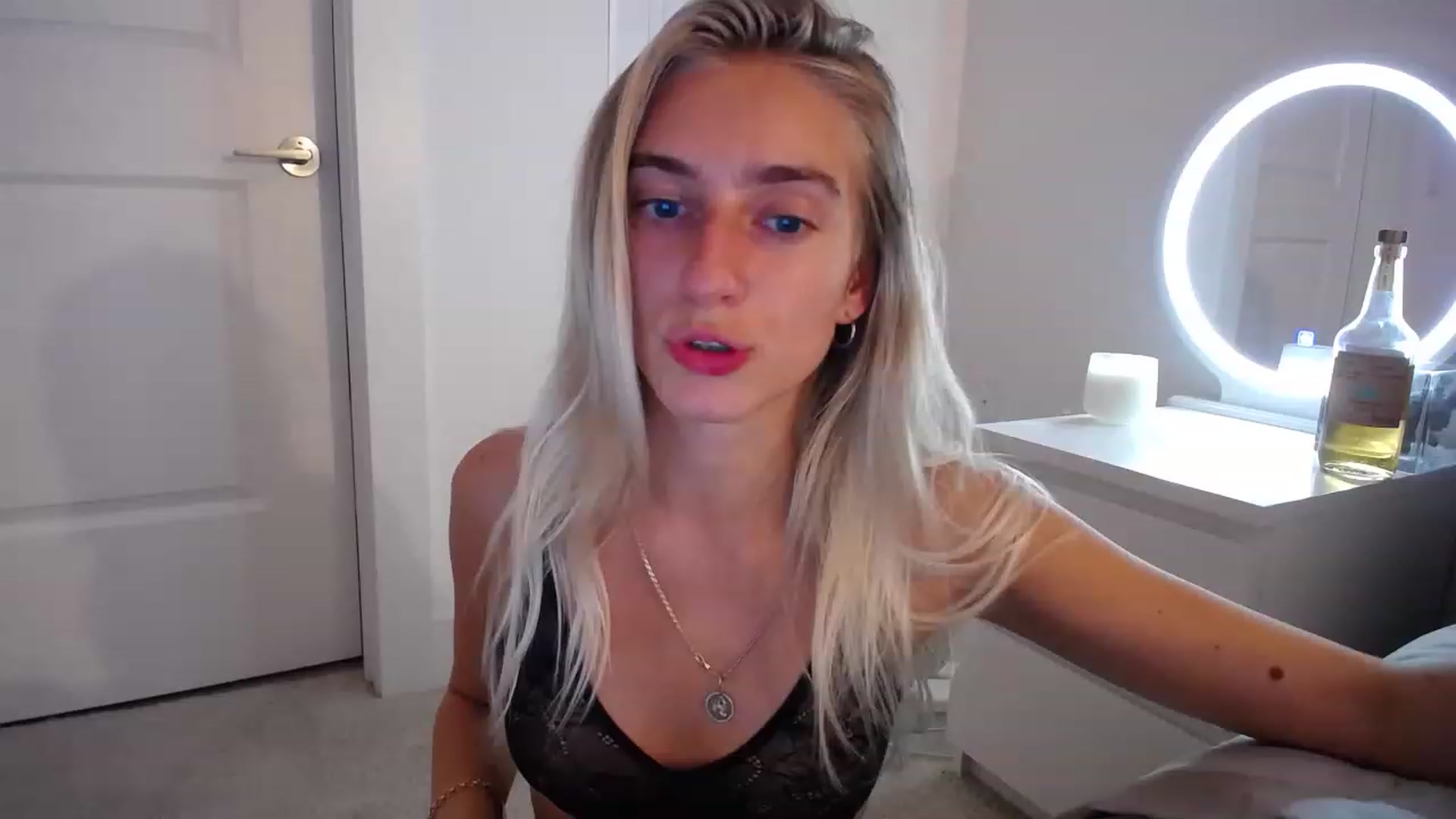 Gallery image thumbnail from Vodka_Queen's myfreecams stream on, 05/03/2023, 05:41 image 8 of 20
