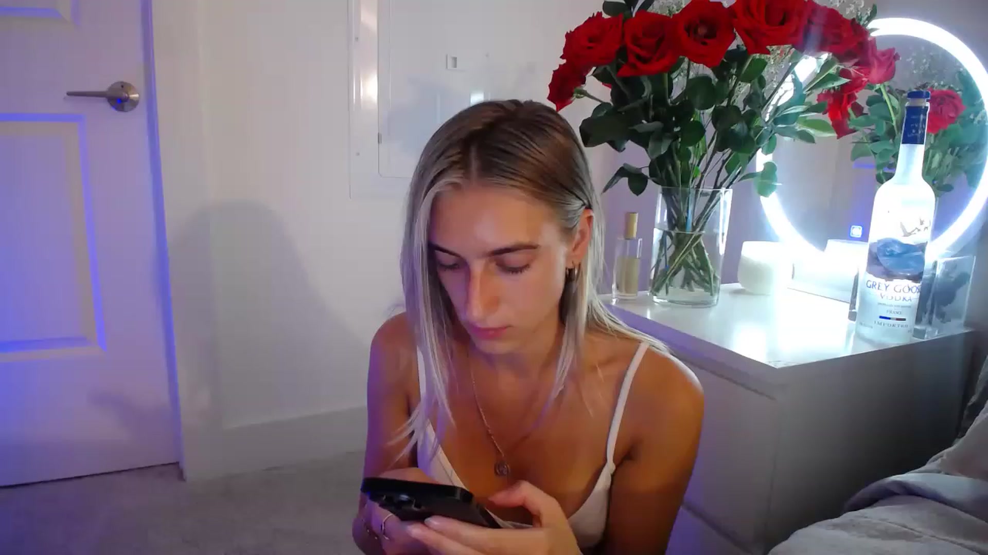 Gallery image thumbnail from Vodka_Queen's myfreecams stream on, 05/10/2023, 04:10 image 20 of 20