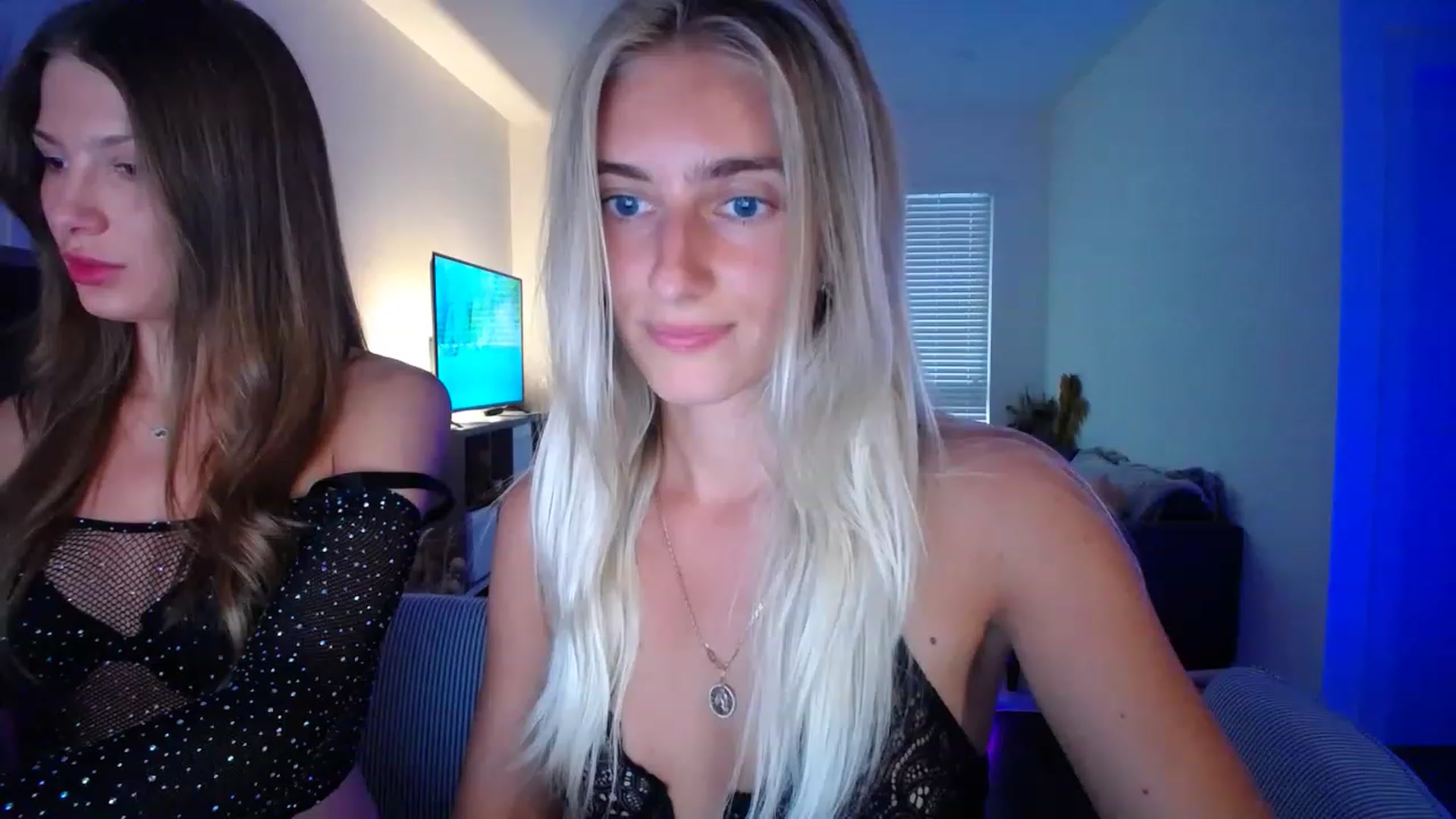 Gallery image thumbnail from Vodka_Queen's myfreecams stream on, 05/12/2023, 03:24 image 9 of 20