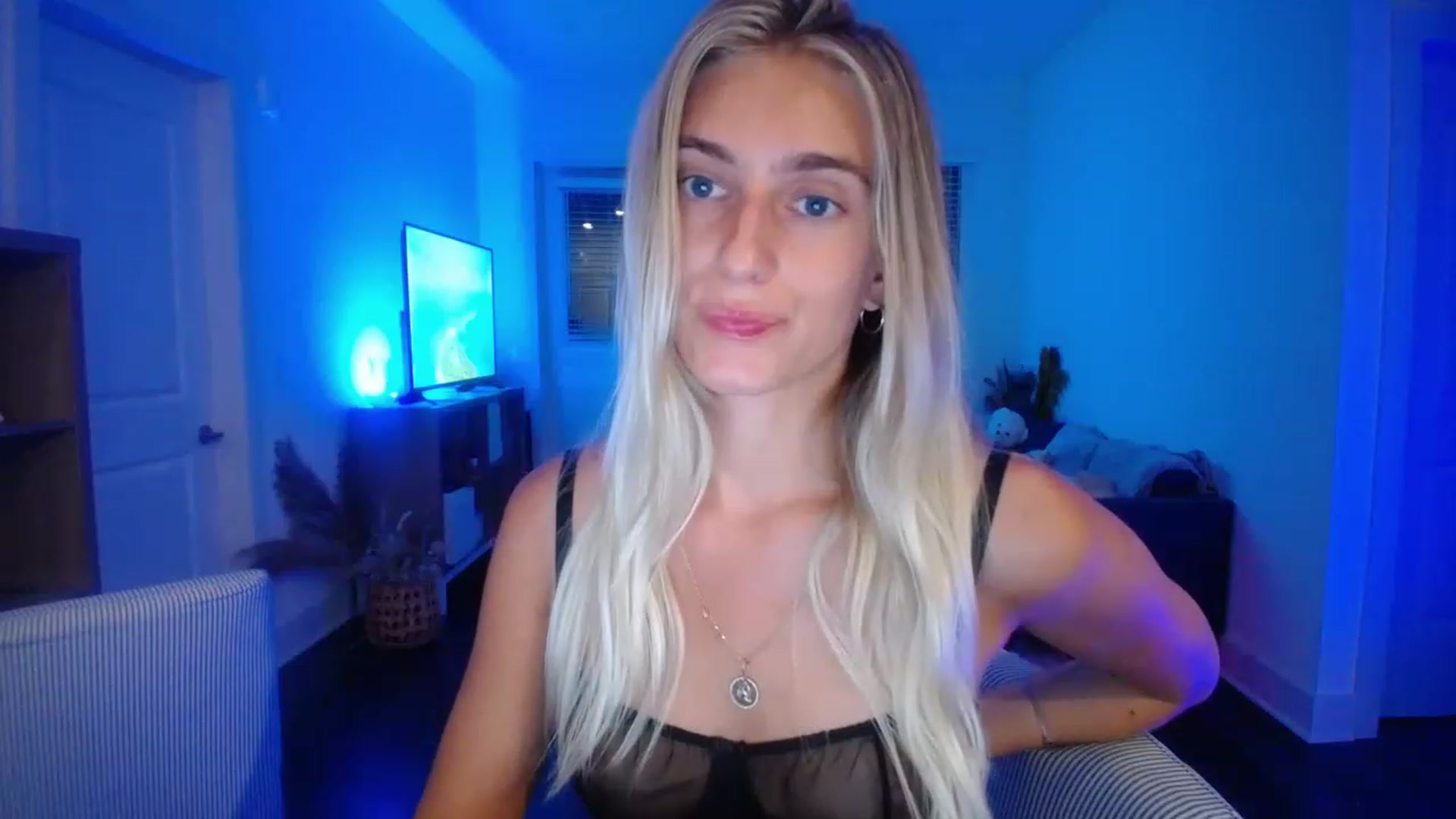 Gallery image thumbnail from Vodka_Queen's myfreecams stream on, 05/13/2023, 07:28 image 7 of 20