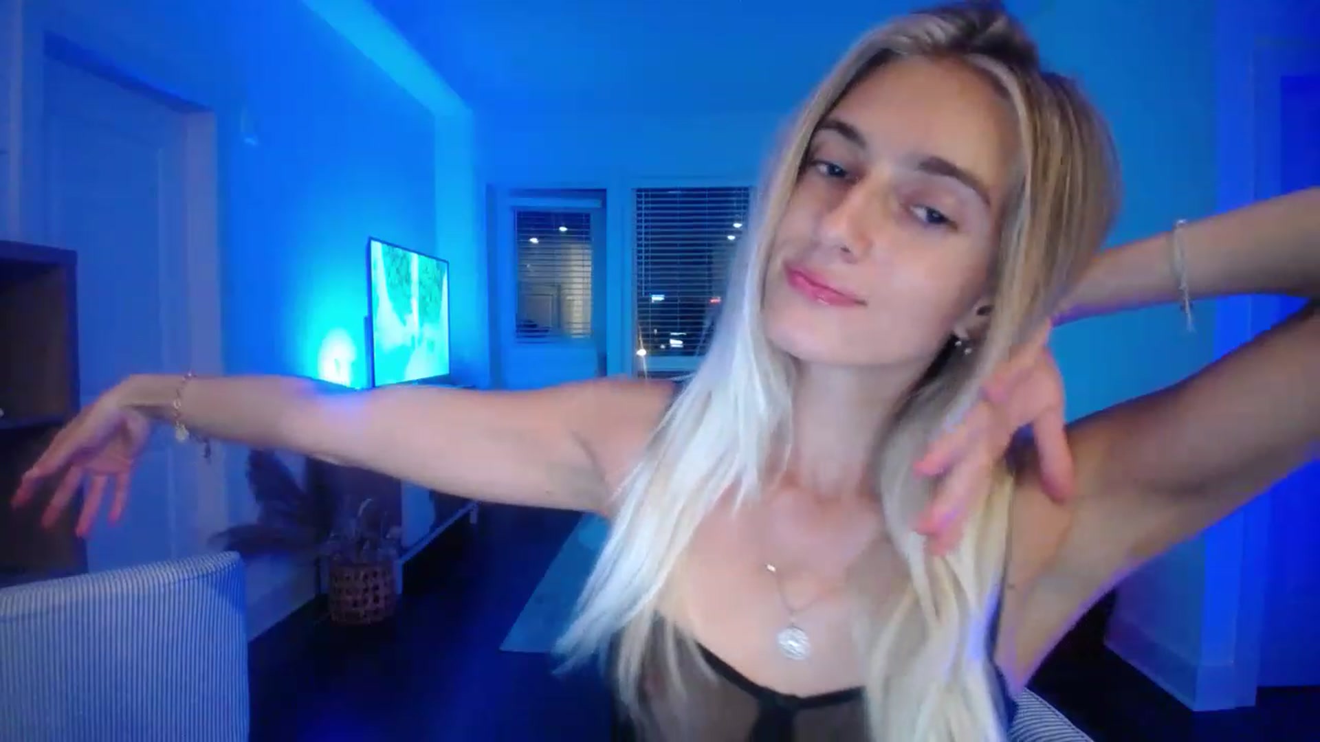 Gallery image thumbnail from Vodka_Queen's myfreecams stream on, 05/13/2023, 07:28 image 8 of 20