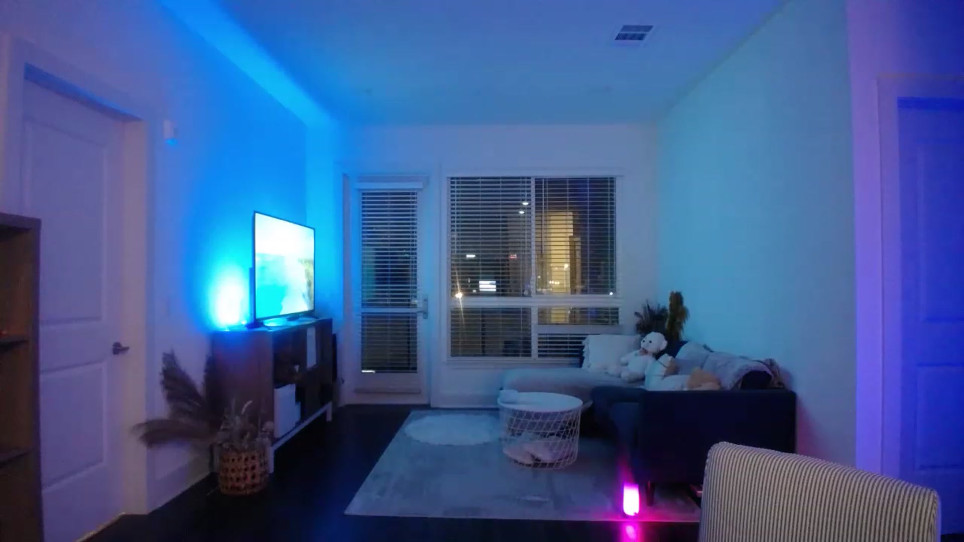Gallery image thumbnail from Vodka_Queen's myfreecams stream on, 05/14/2023, 06:16 image 17 of 20