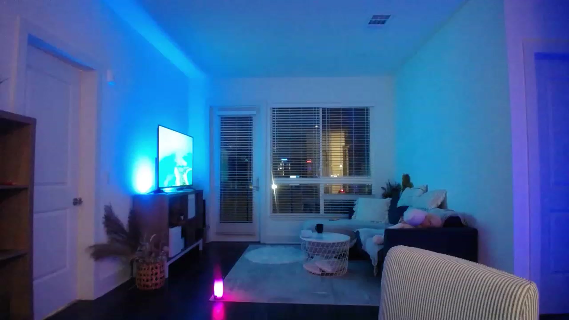 Gallery image thumbnail from Vodka_Queen's myfreecams stream on, 05/16/2023, 05:34 image 1 of 20