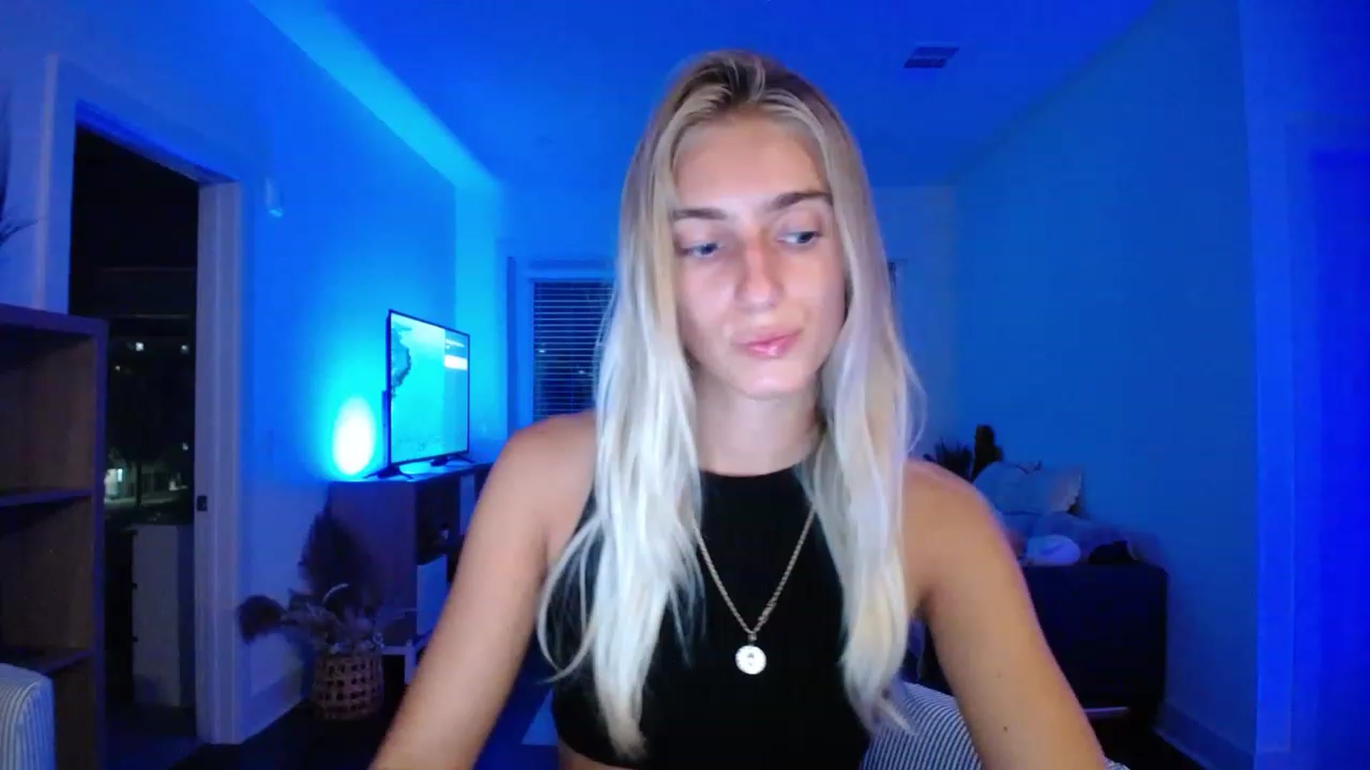Gallery image thumbnail from Vodka_Queen's myfreecams stream on, 05/22/2023, 04:37 image 9 of 20